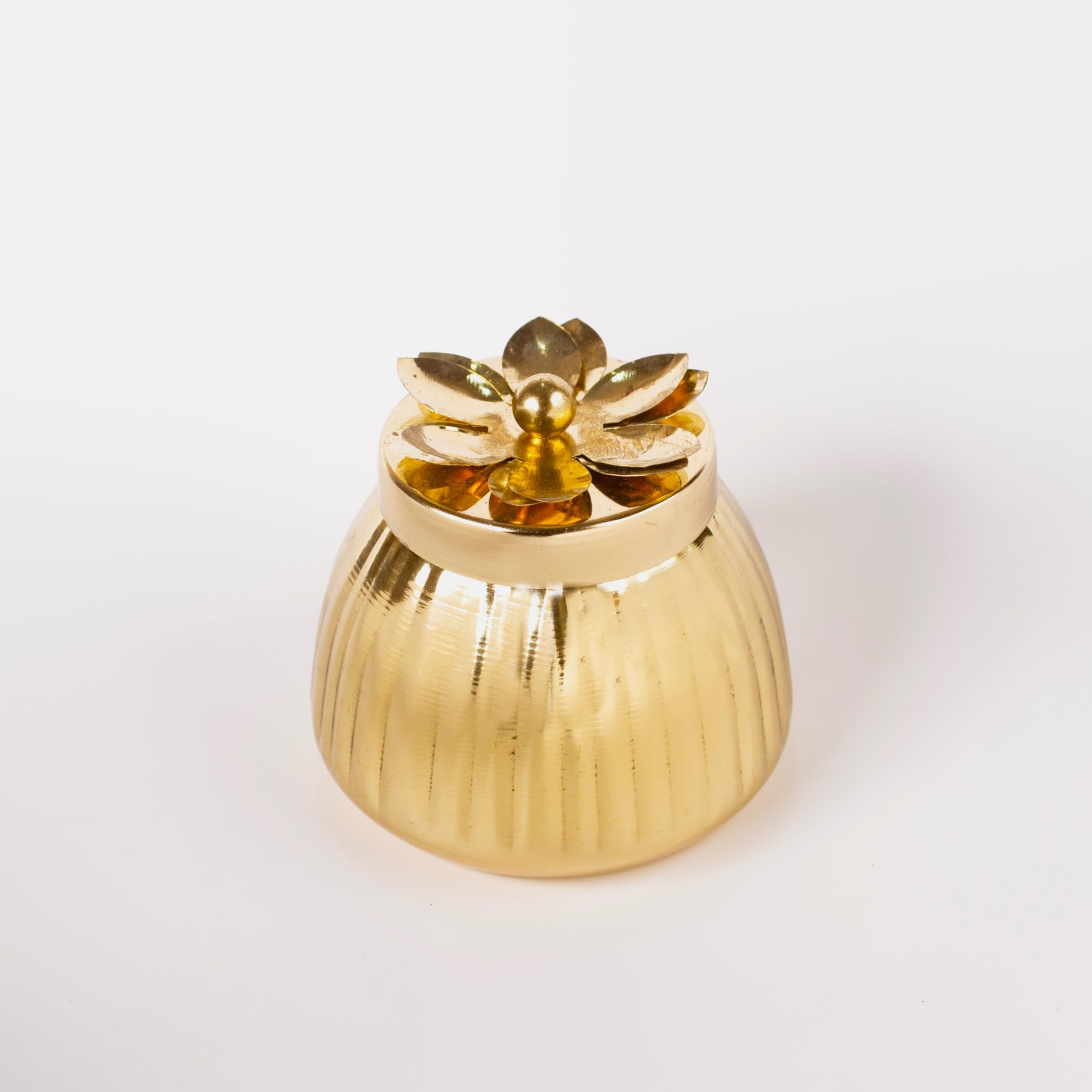 Makaibari Candle Jar Hand Poured Artisanal Decorative Candle | Polished Brass Candle Pot with Flower Lid | Non-Toxic Scented Candles for Home Decor & Aromatherapy | Patchouli Pine Scented Candles 1