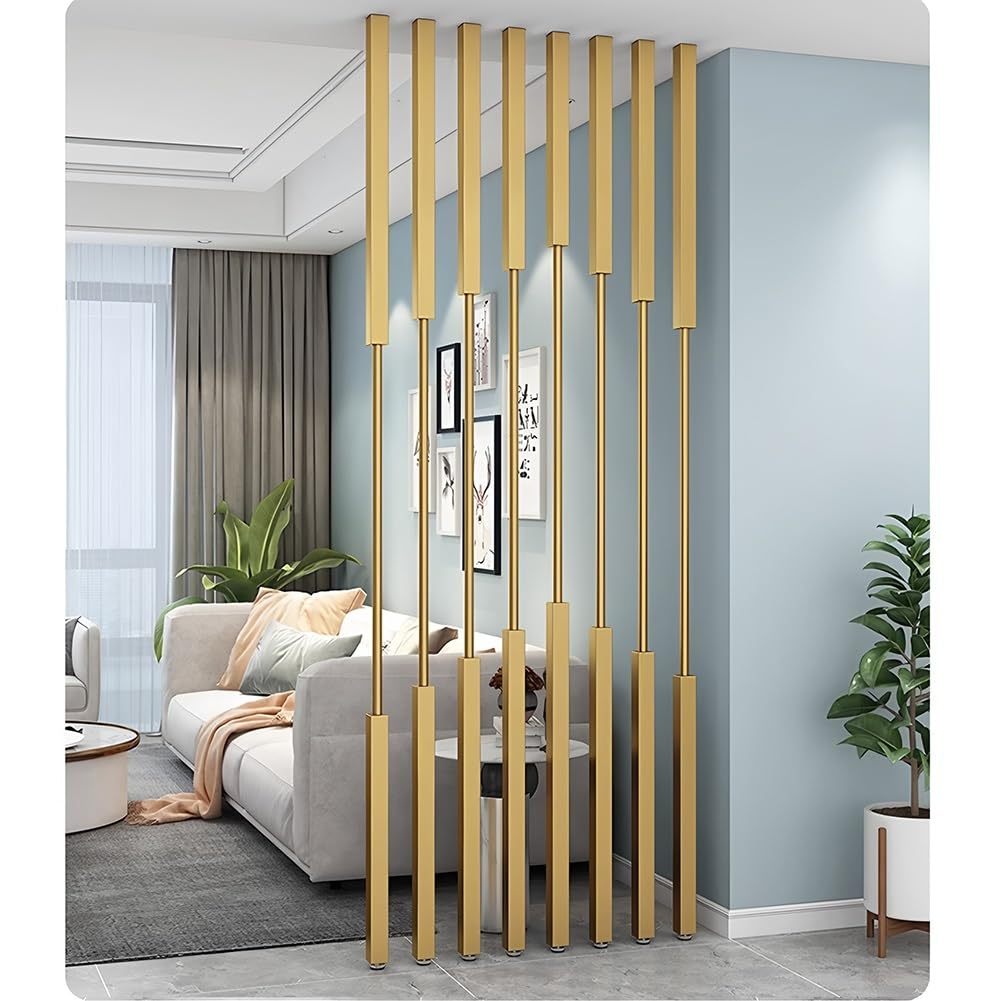 Séparateur de pièce en métal au design minimaliste et finitions géométriques