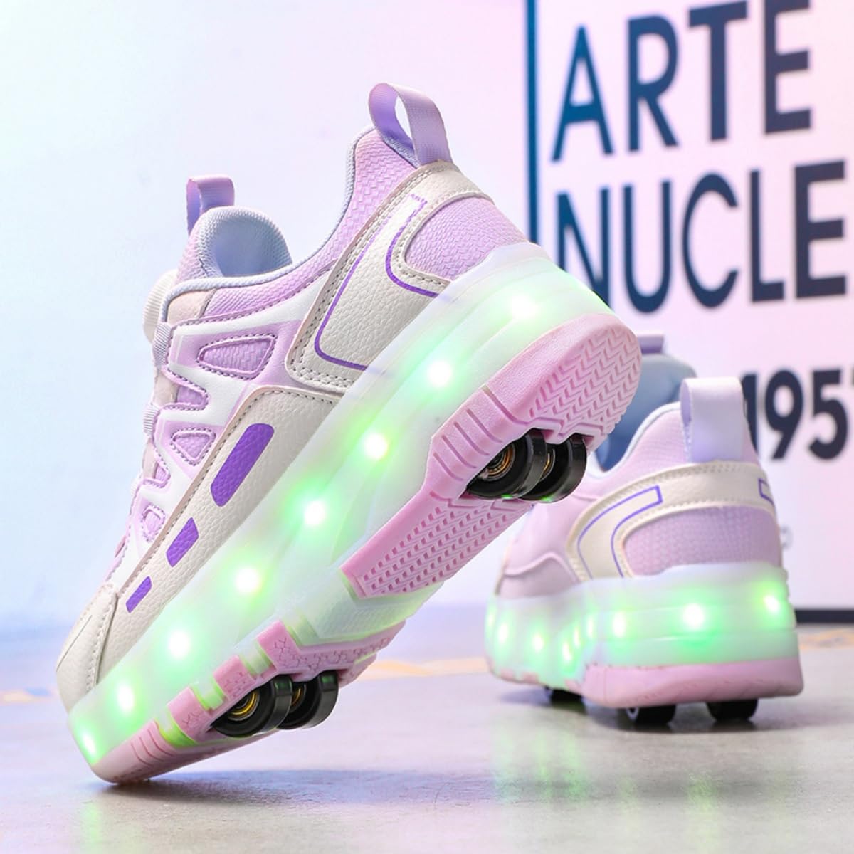 Mateju Chaussures à roulettes Enfant Patins Baskets 2 en 1 avec 4 roulettes Amovible Garçons Filles Chaussures de Skateboard Brille la Nuit Chaussures de Sport d'extérieur