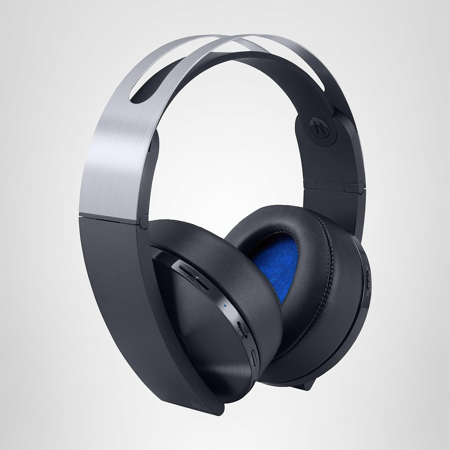 ps4 プレイステーション4 ヘッドホン付き Amazon.com: PlayStation 4 Platinum Wireless Headset : Video Games