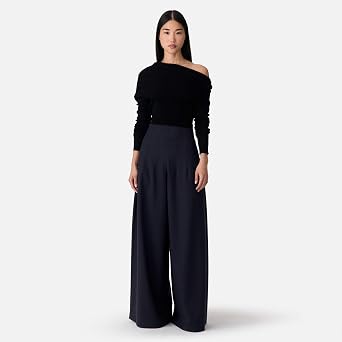 High Waist Wide Legged Trousers