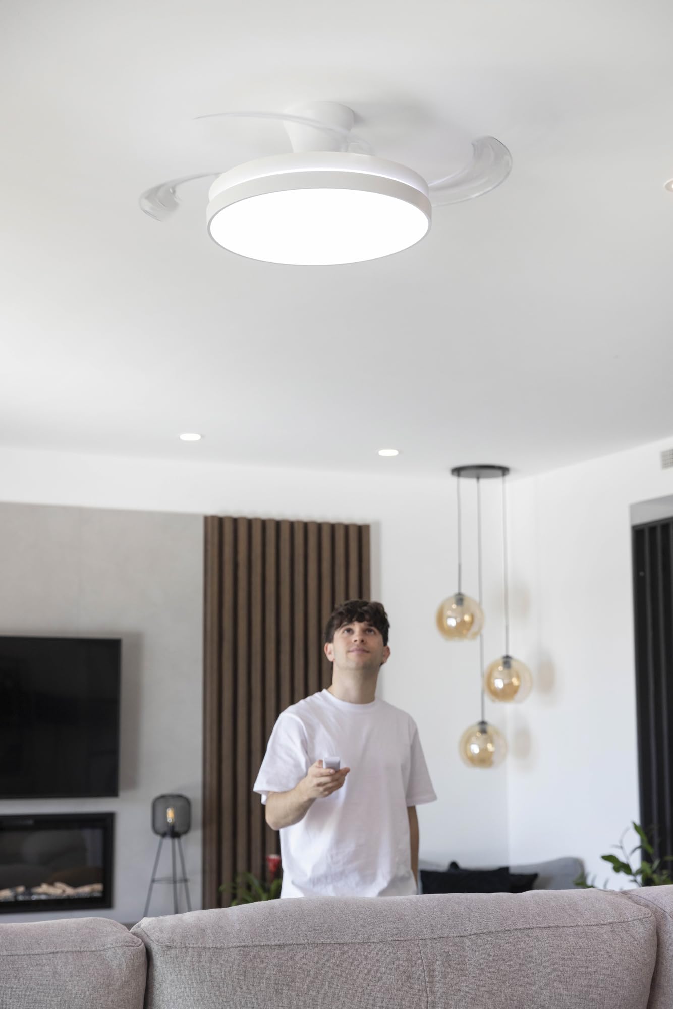 DUPI Ventilador de techo retráctil POWER AIR BLANCO con LED regulable 3000K-6000K, Motor DC silencioso, 6 velocidades, aspas ocultas, modo verano/invierno y mando a distancia