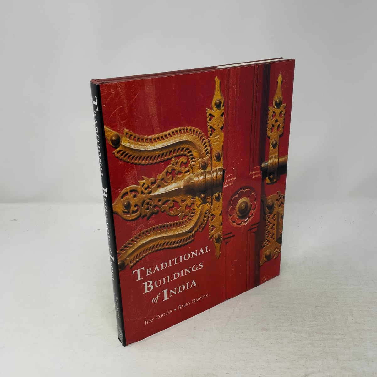 Buy Traditional Buildings of India — BookShops.in