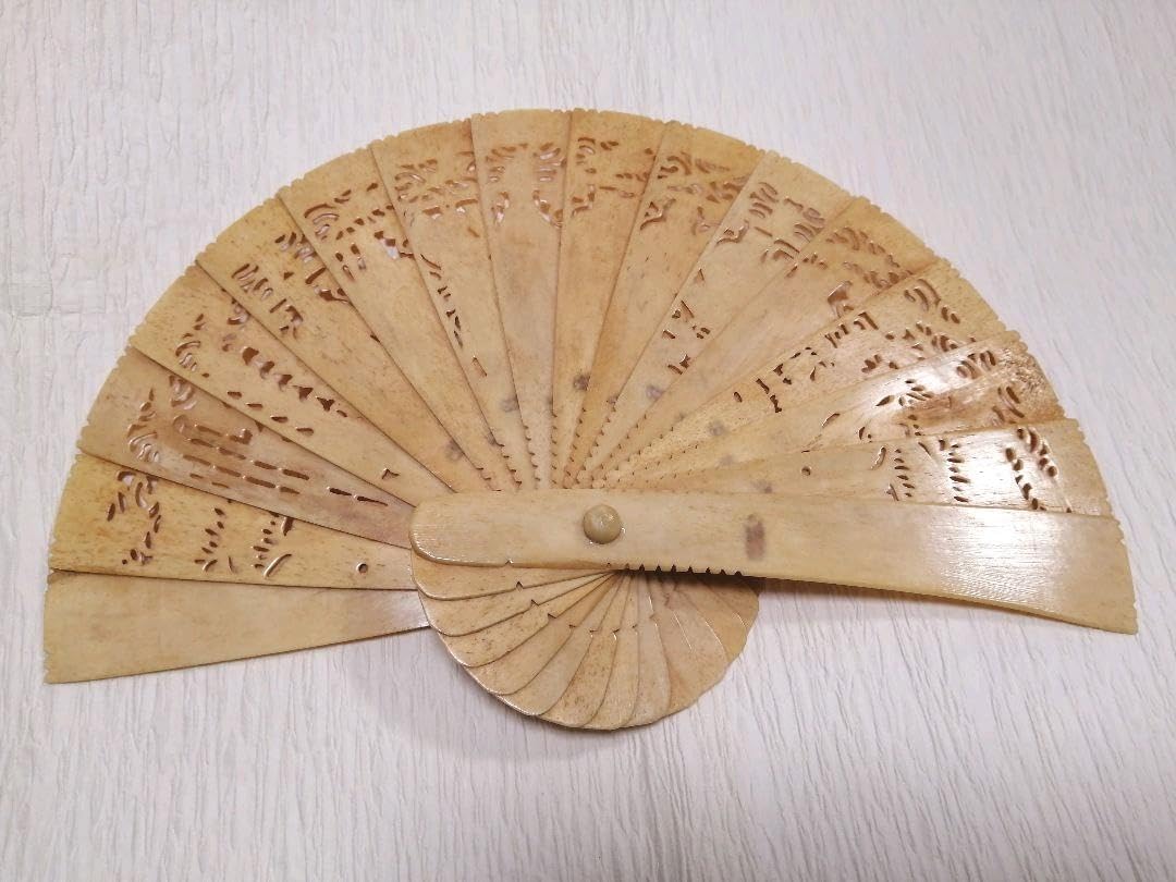 彫り　扇子　鹿　角　骨董　福　神　縁起物 彫り 扇子 鹿 角 骨董 福 神 縁起物 彫り 扇子 鹿 角 骨董 福 神 縁起物