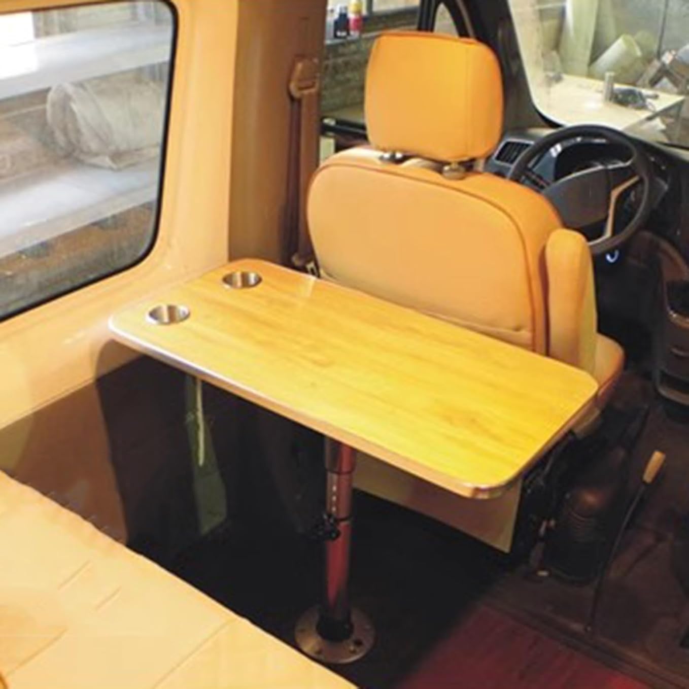 Questo Set di tavolini Rimovibili per Barche a pontone, 40x79 cm, Pieghevoli, con Gambe a piedistallo e 2 portabicchieri, Altezza Regolabile, è Perfetto per l'uso in Barca e in Camper (giall