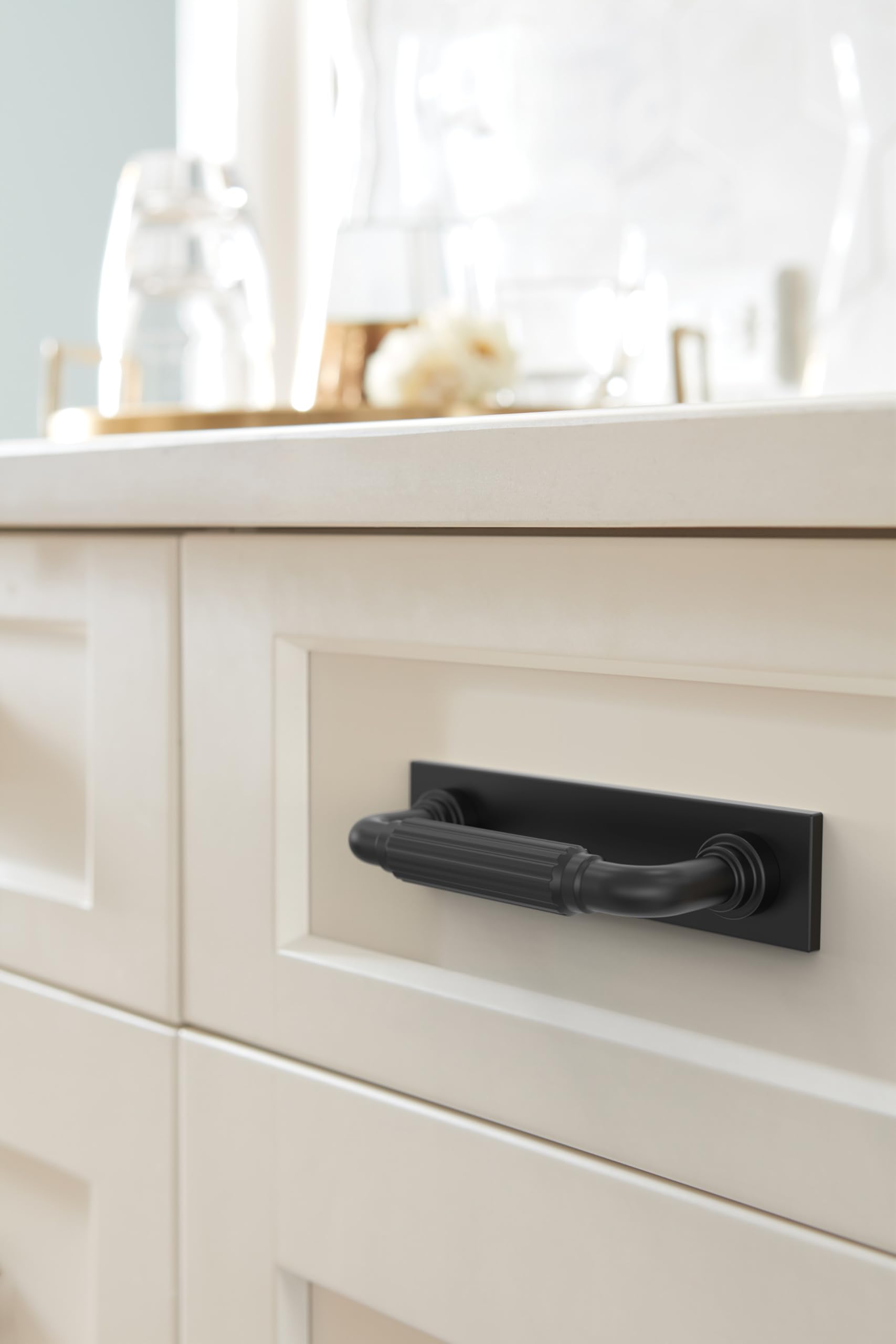 Amerock Ladera Matte Black Backplate - 3" -2 Amerock Ladera Matte Black Backplate - 3" -2