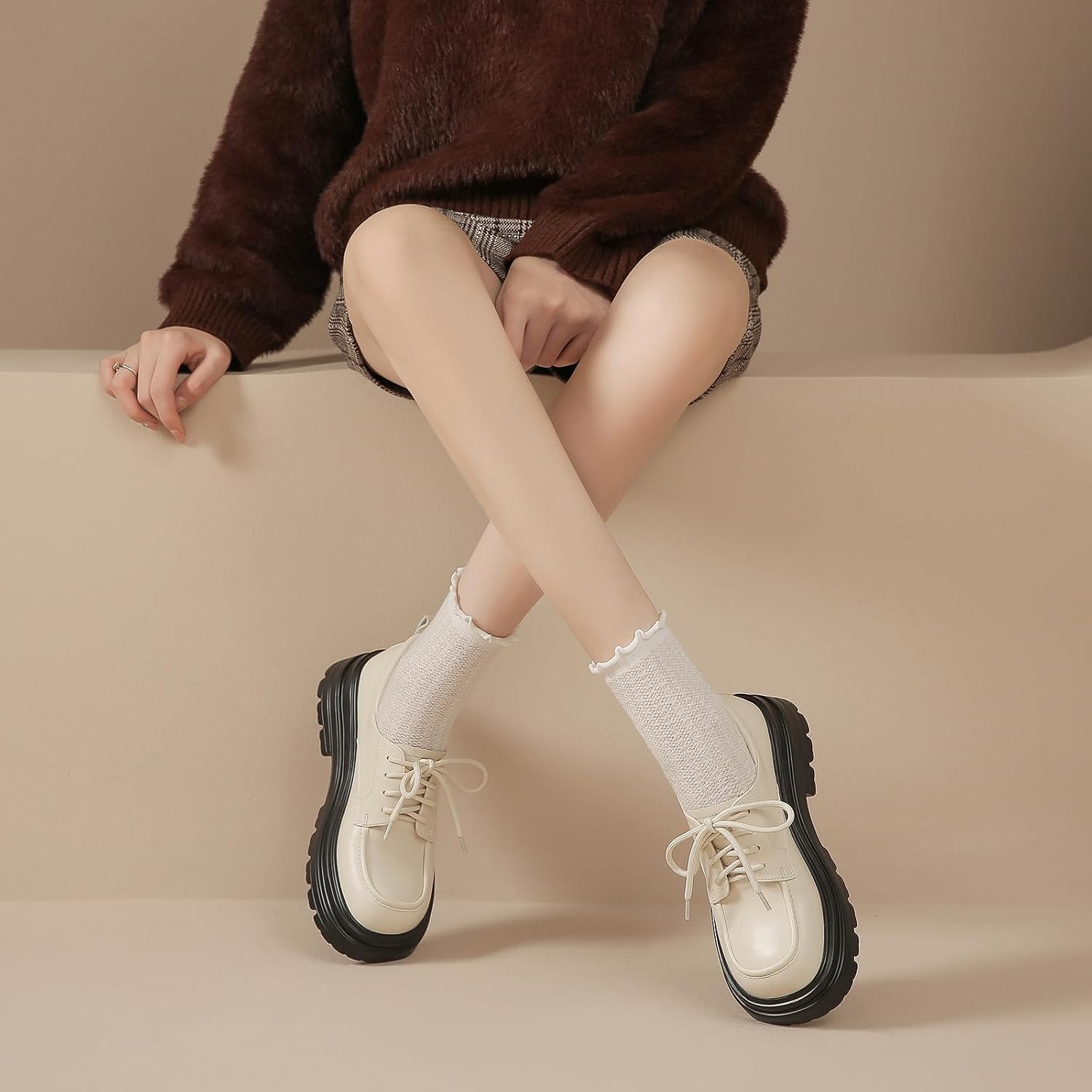 Women's Leather Chunky Platform Oxfords Round Toe Lace-Up Slip Resistant Lug Sole Dress Shoes Comfortable Business Casual Work Shoes