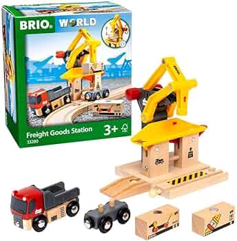 【まとめ売り】BRIO Amazon.com: BRIO World - 33280 Freight Goods Station | Versatile