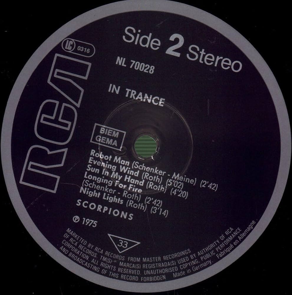 Amazon.co.jp: In trance (1976): ミュージック