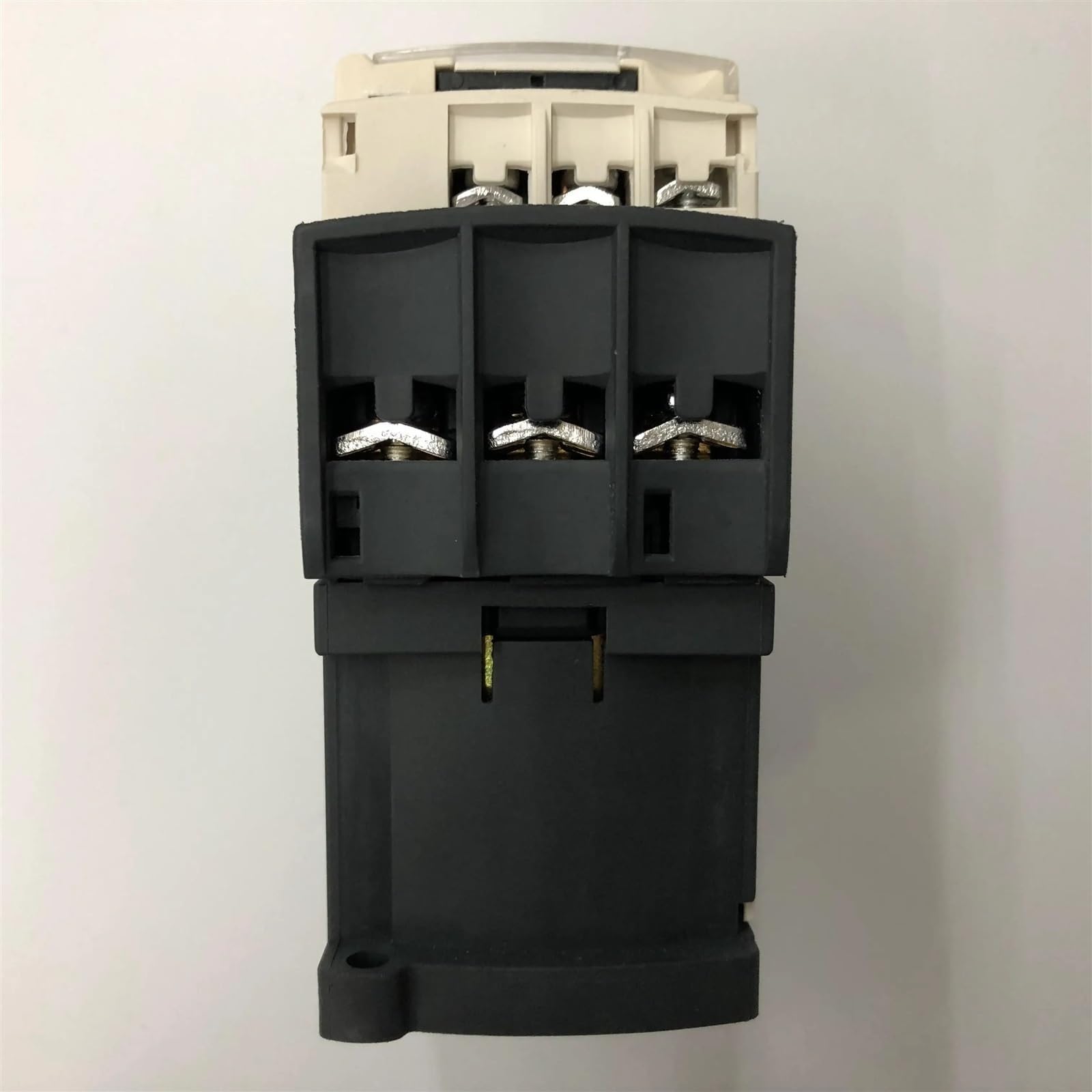 Contactor tripolar LC1D25FDC de Bobina de 110 V CC, 25 A, Potencia de Motor: 15 kW-500 V, 1 NA + 1 NC, 110 V CC
