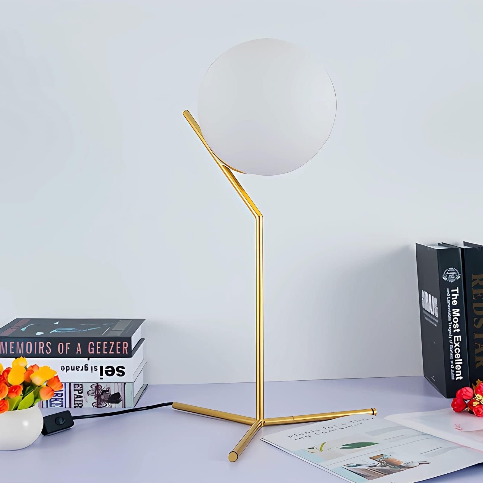 Lampada da Comodino di metà secolo, Lampada da Tavolo a Sfera in Vetro Bianco con Interruttore a Spina, Lampada da scrivania Decorativa for Camera da Letto, Soggiorno, Studio, Ufficio