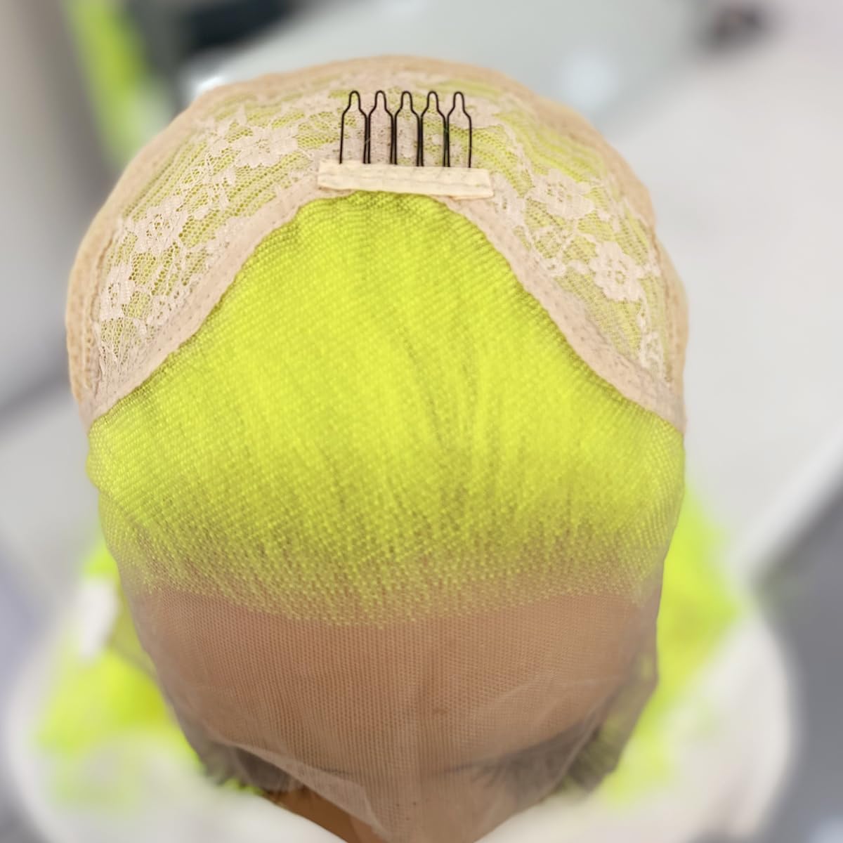 Amazon.com : RONGDUOYI Neon Green Wigs for Women Free Part 