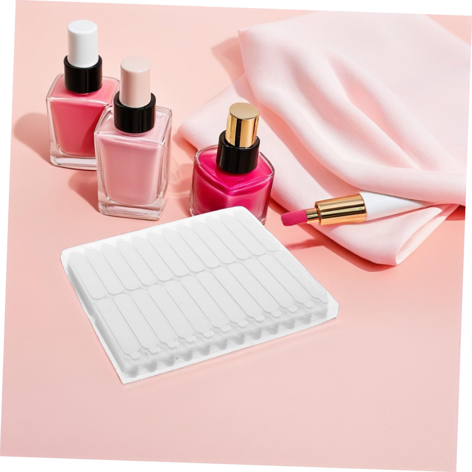 VALICLUD 480 Pezzi Manicure Glue Tabs Doppia Faccia Trasparente Nastro Adesivo Flessibile per Unghie Finte Strisce Peel Off Senza Danneggiare per Nail Art e Uso Professionale