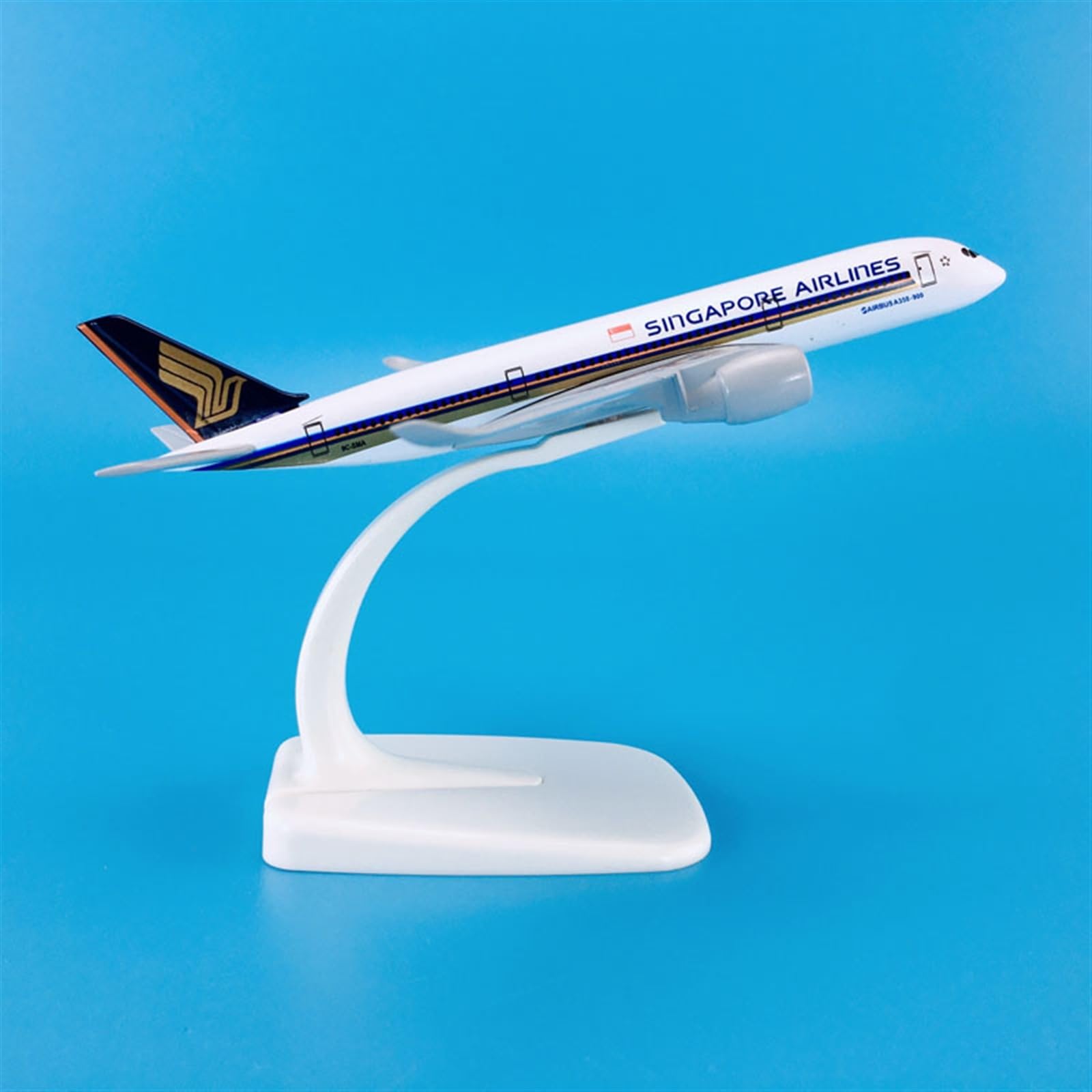 Amazon.co.jp: コピー飛行機モデル 1:368 16 センチメートル A350-900