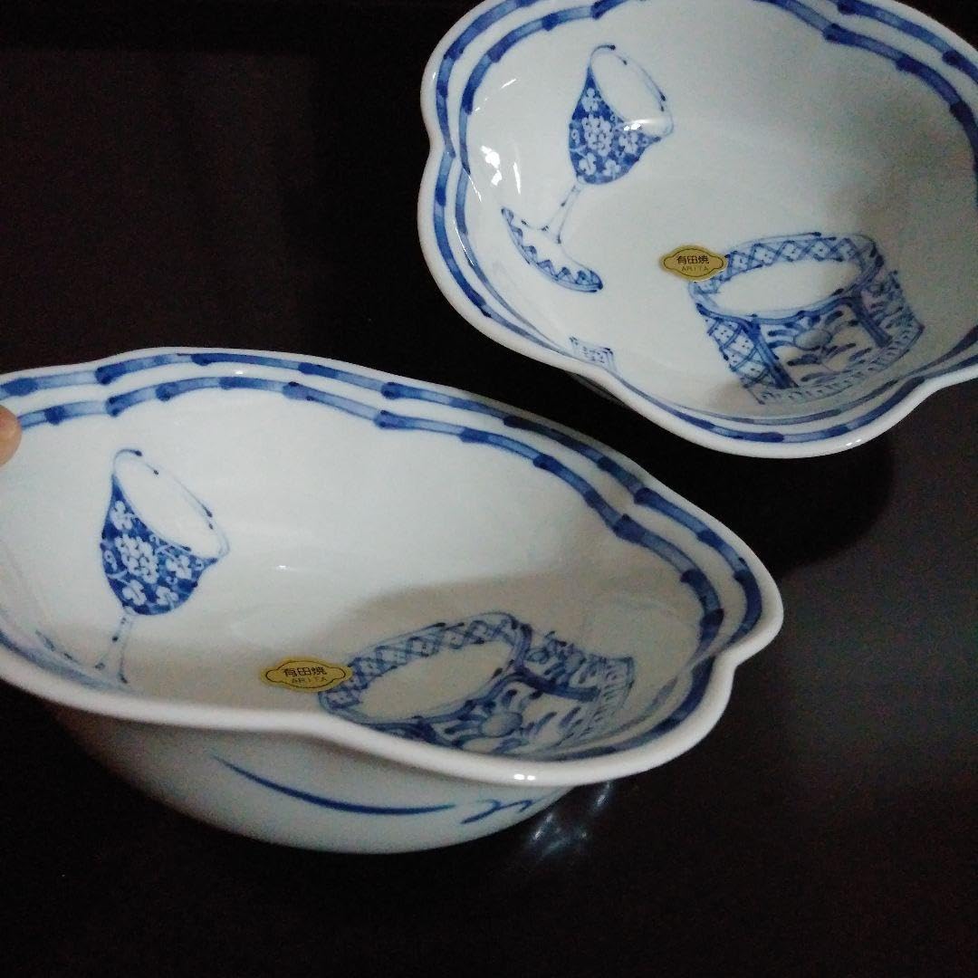Amazon.co.jp: 有田焼 美染窯 時代絵 中鉢 フリル 染付 : ホーム＆キッチン