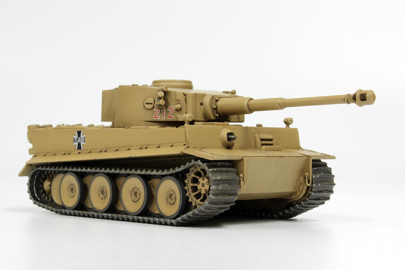 Amazon | プラッツ ガールズ＆パンツァー最終章 おてごろ模型戦車道