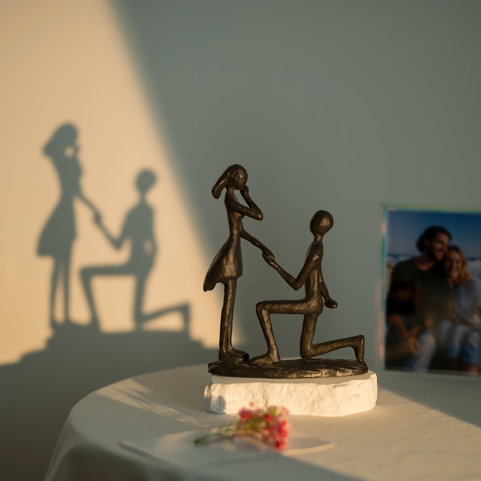 Sziqiqi Scultura in ferro per coppia statua artigianale regalo per anniversario di matrimonio sculture moderne decorative regali proposta ornamento statuetta per coppie San Valentino fidanzata