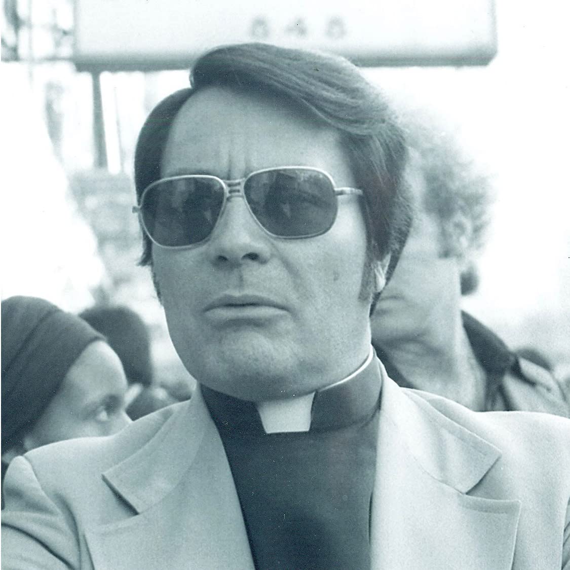 This is the absolute worst piece of political propaganda ever used to kill a tree.