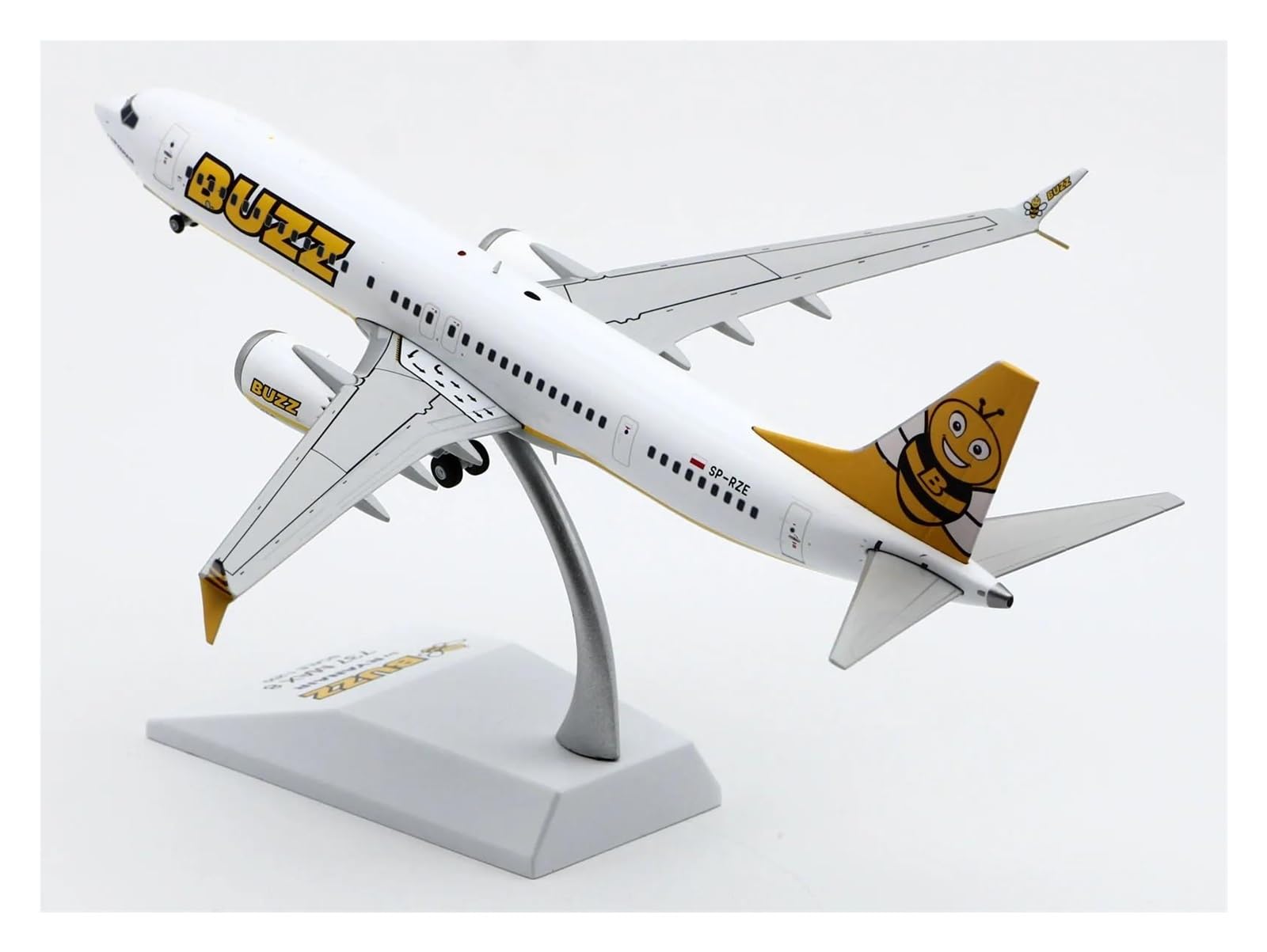 Scale Airplane Model 1:200 For Buzz Airlines Boeing B737