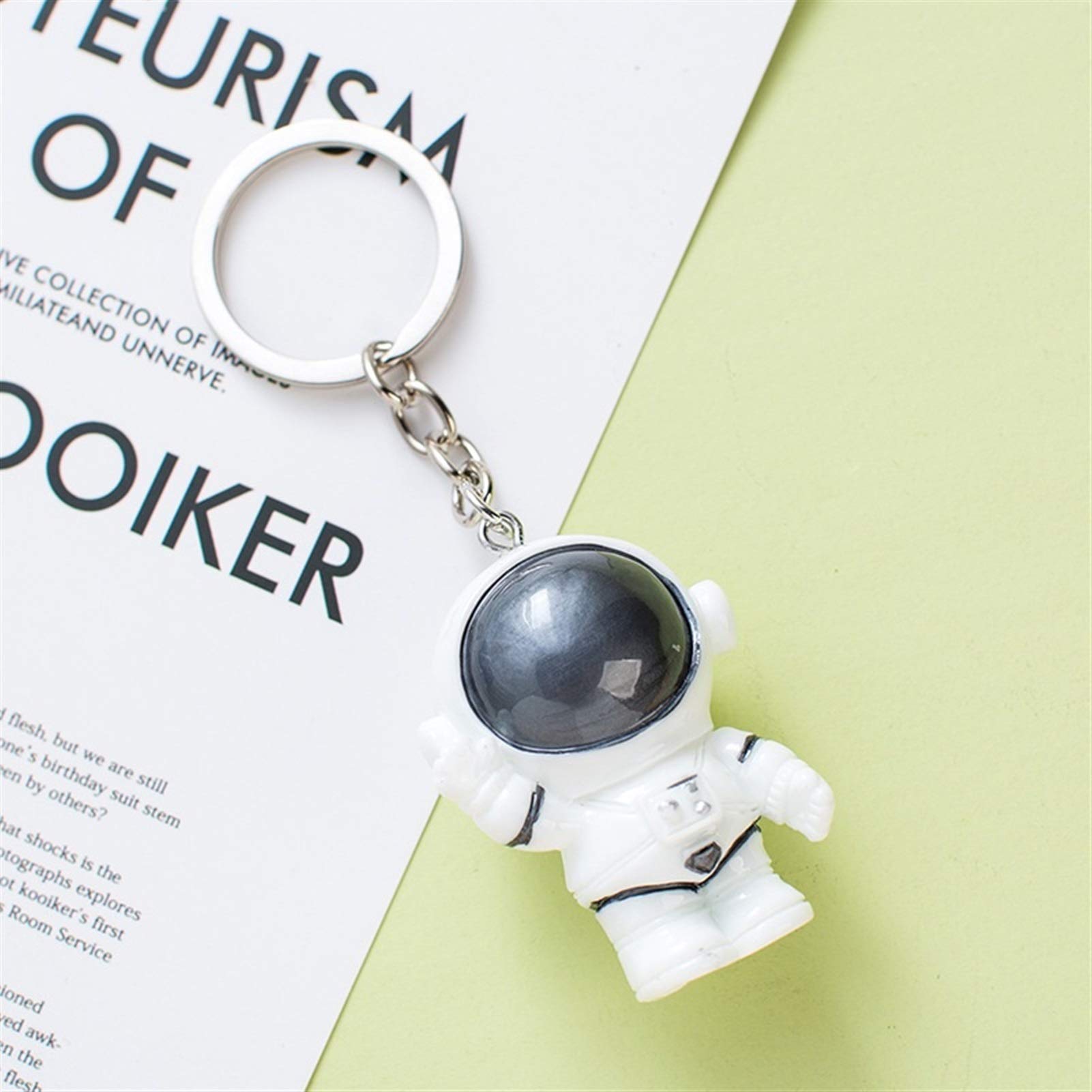 買い保障できる 宇宙飛行士 キーホルダー ecousarecycling.com