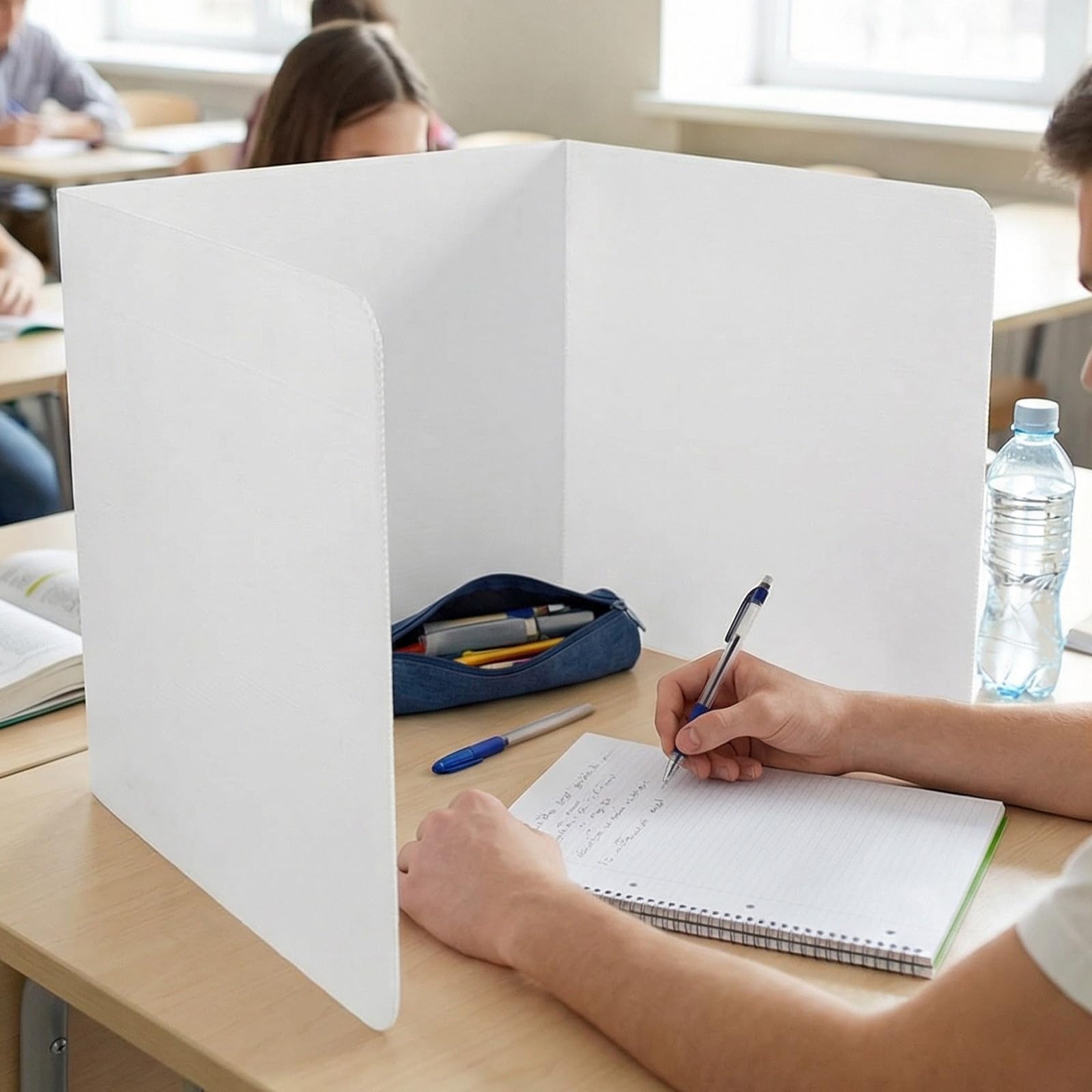 INOOMP Panel Divisor de Privacidad Superficie de Plástico de Color Claro Fácil de Limpiar para Escritorio de Estudio para Estudiantes Adecuado para Bibliotecas y Hogares