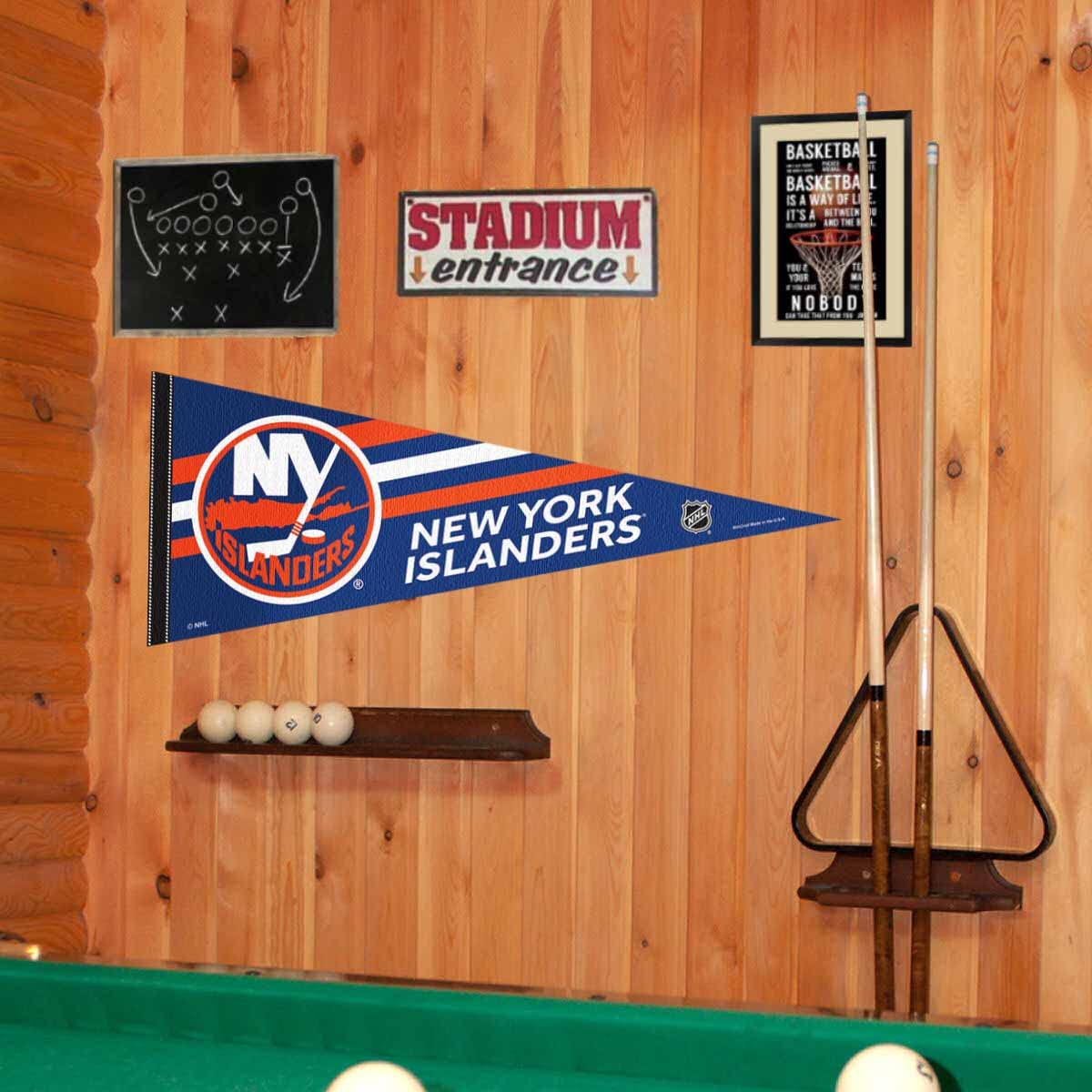 WinCraft New York Islanders Pennant