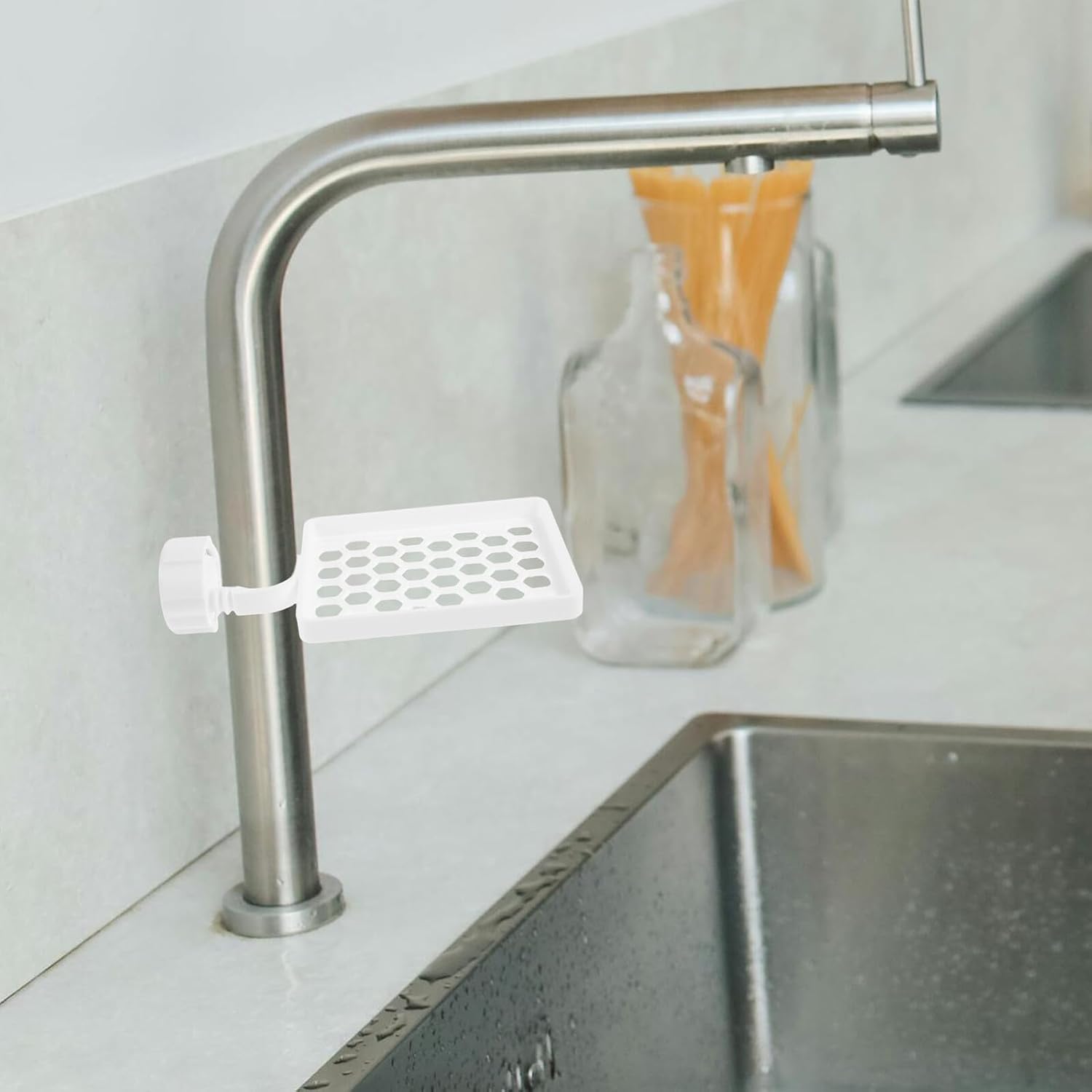 Kitchen Sponge Holder and Soap Tray Plastic Faucet Rack with Drain Storage for Sink Dishcloth Organizer Bathroom and Kitchen Cleaning Accessories