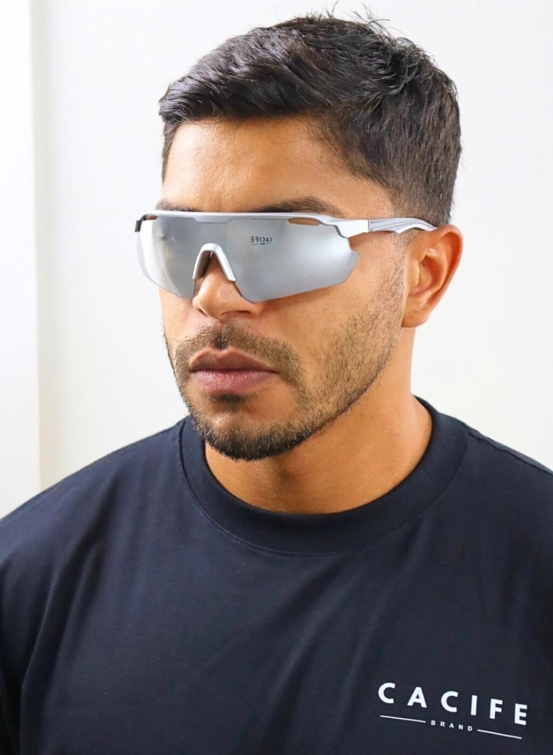 Óculos de Sol Esportivo com Mola na Haste para Corrida Baixa Pace Premium Ciclismo Bike UV400 Masculino Feminino Unisex – Modelo Cooper – Cacife Brand em promoção! Veja a oferta e mais achadinhos de Óculos de sol Masculinos 4 Hoje é o melhor dia para comprar Óculos de Sol Esportivo com Mola na Haste para Corrida Baixa Pace Premium Ciclismo Bike UV400 Masculino Feminino Unisex – Modelo Cooper – Cacife Brand com aquele preço maroto! Promoção! Aproveite a oferta! 4