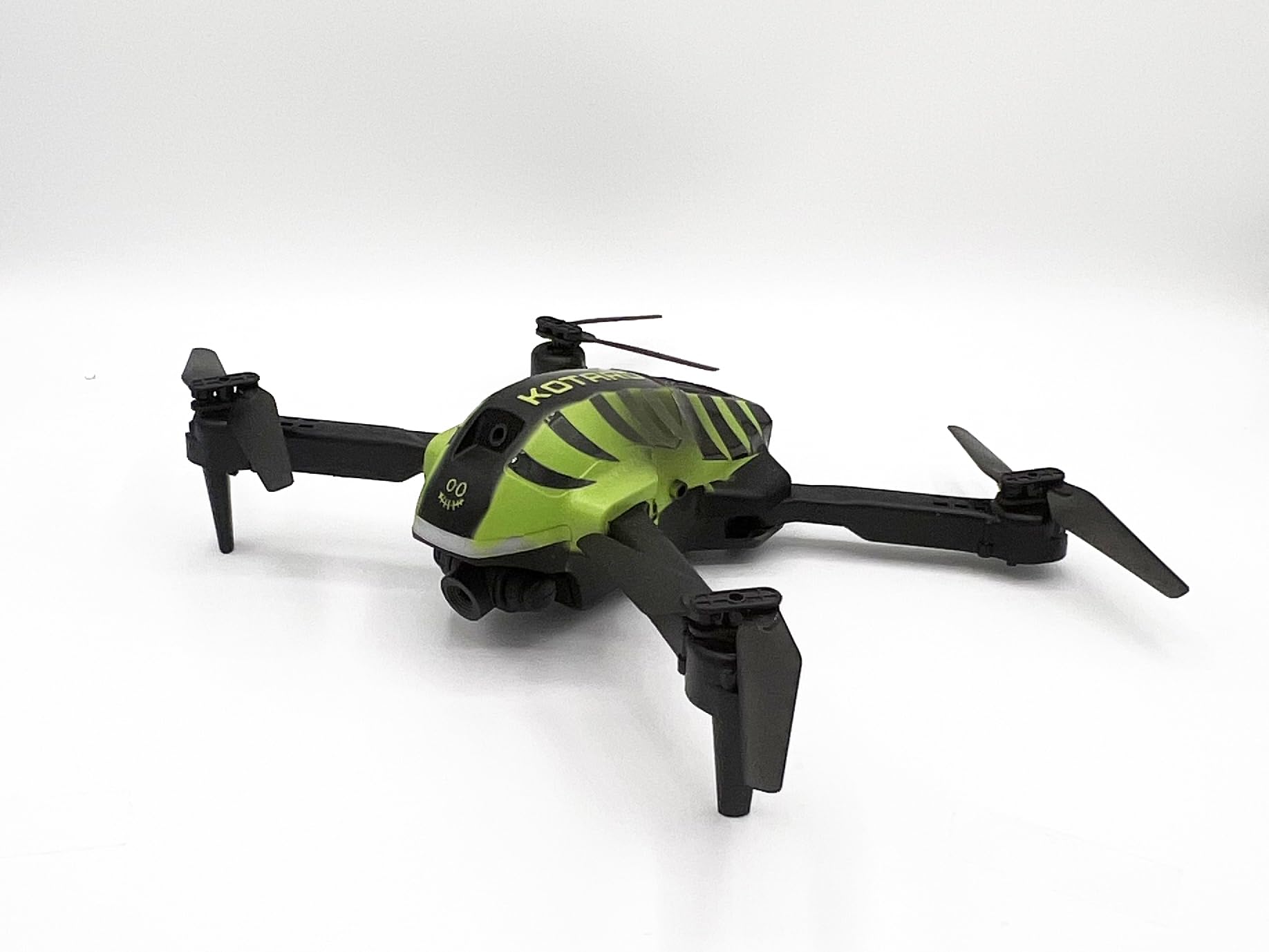 KOO - Be Blip - Kotaro - Drone telecomandato - Telecomando universale KOO a 2 batterie (non incluse) - Facile da usare - Dotato di telecamera Wi-Fi - A partire dai 10 anni - KAB-KOO-0036