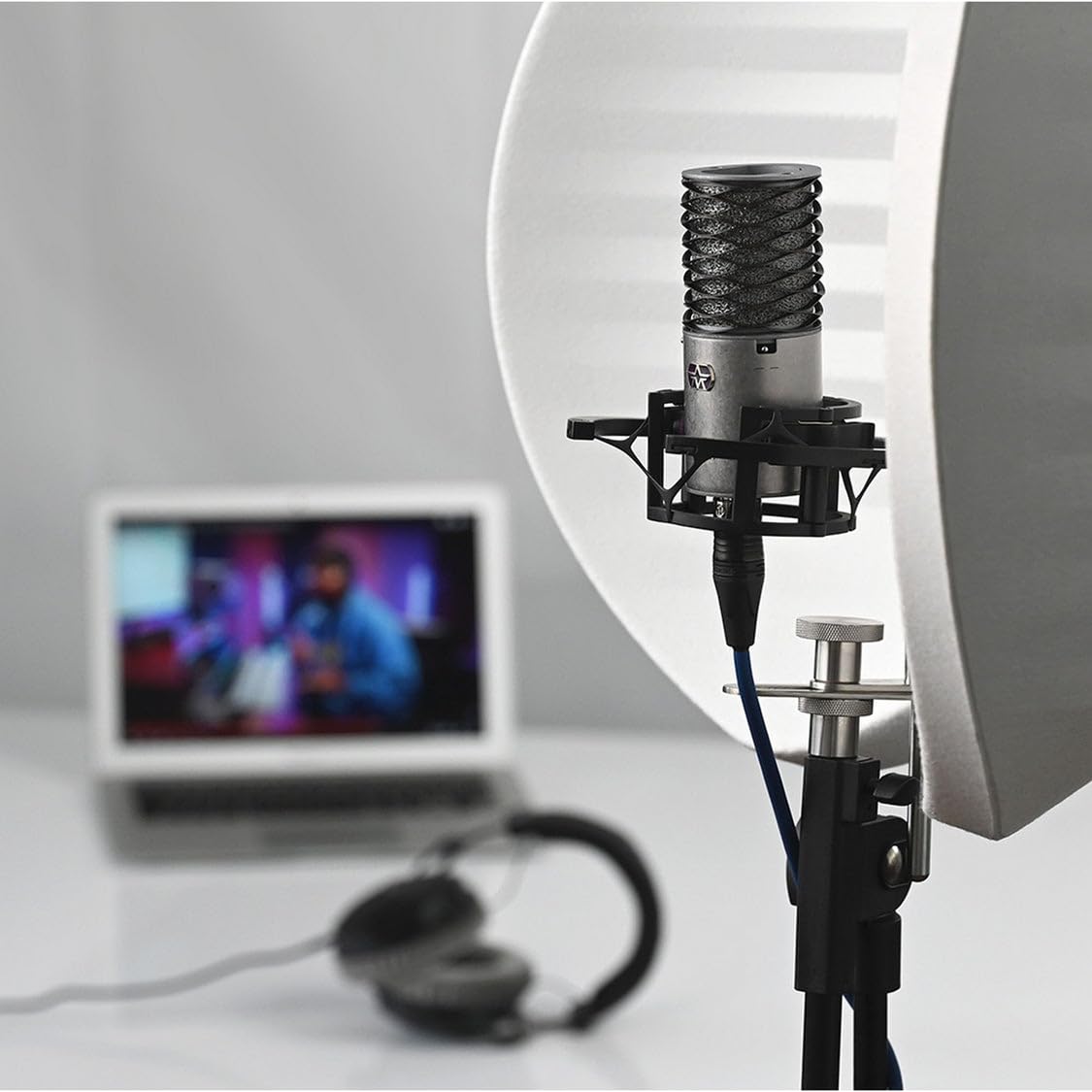 Amazon.com: Aston Microphones Halo Ghost Portable Microphone