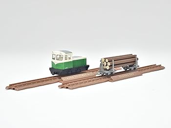 タンカセンの模型80センチ、グレにみどりの色合いです 青緑キャベッチ adidas Dresses the ZX8000 in Court Green and