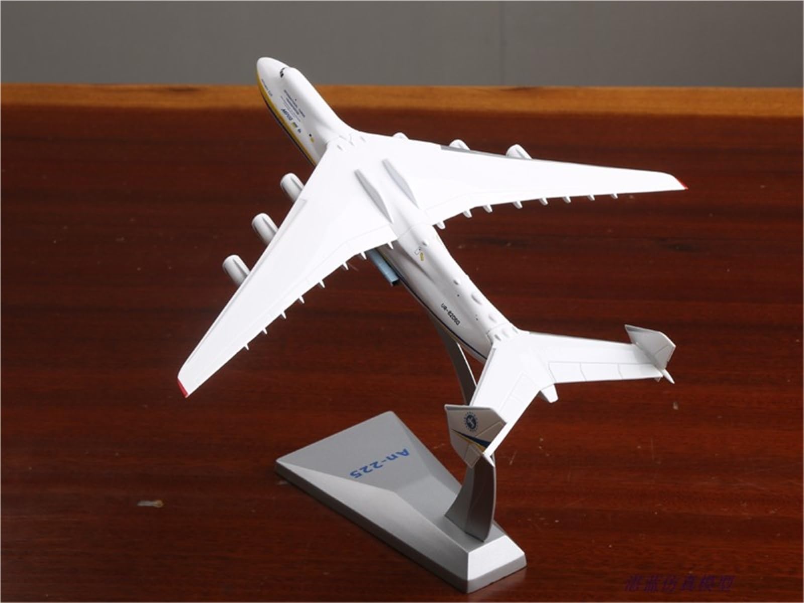 Vantor Repliki modeli samolotów 1/400 symulacja cywilnego modelu samolotu pasażerskiego 21cm ukraina rosyjski dla Antonowa An-225 repliki modeli samolotów w skali miniaturowe (rosja)