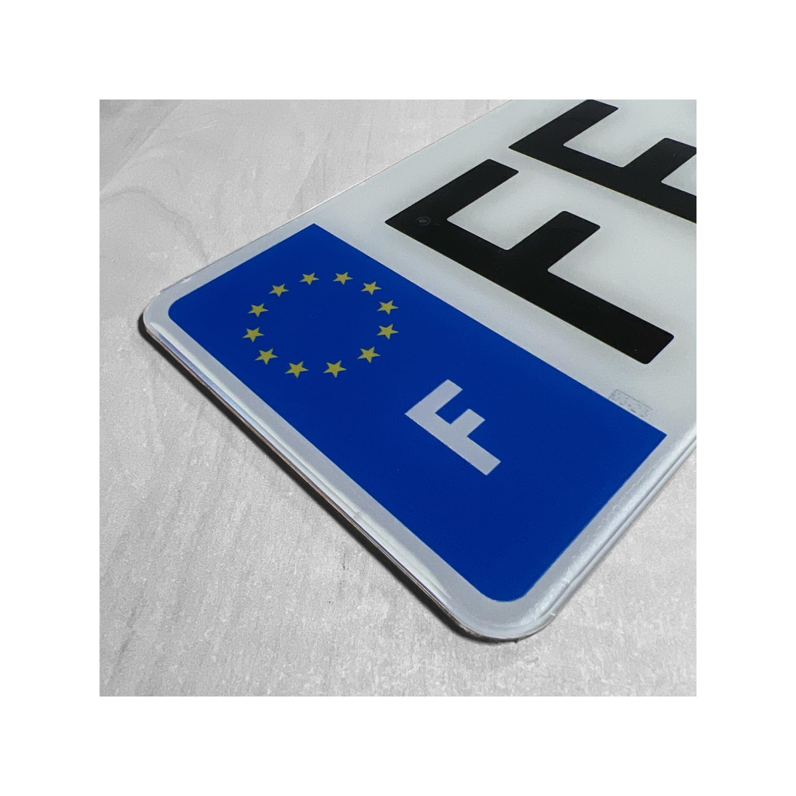DECOHO - Plaque immatriculation Voiture homologuée (Lot de 2) - Plastique SIV 520 x 110 mm - Rivet Plaque immatriculation Inclus