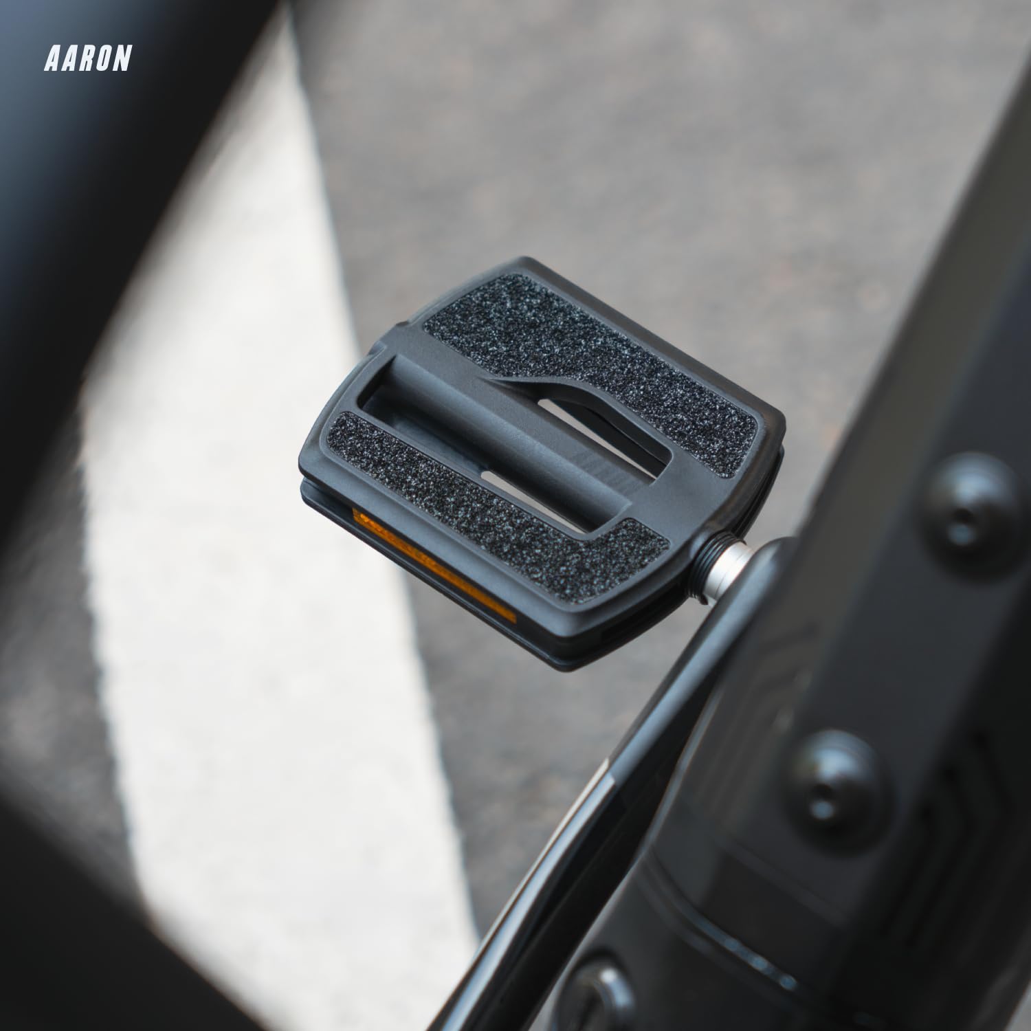 AARON Urban Fahrradpedale mit Reflektoren, abgedichtetes Industrie-Kugellager, Zubehör für E-Bike, Trekking Bike, City Bike, Schwarz