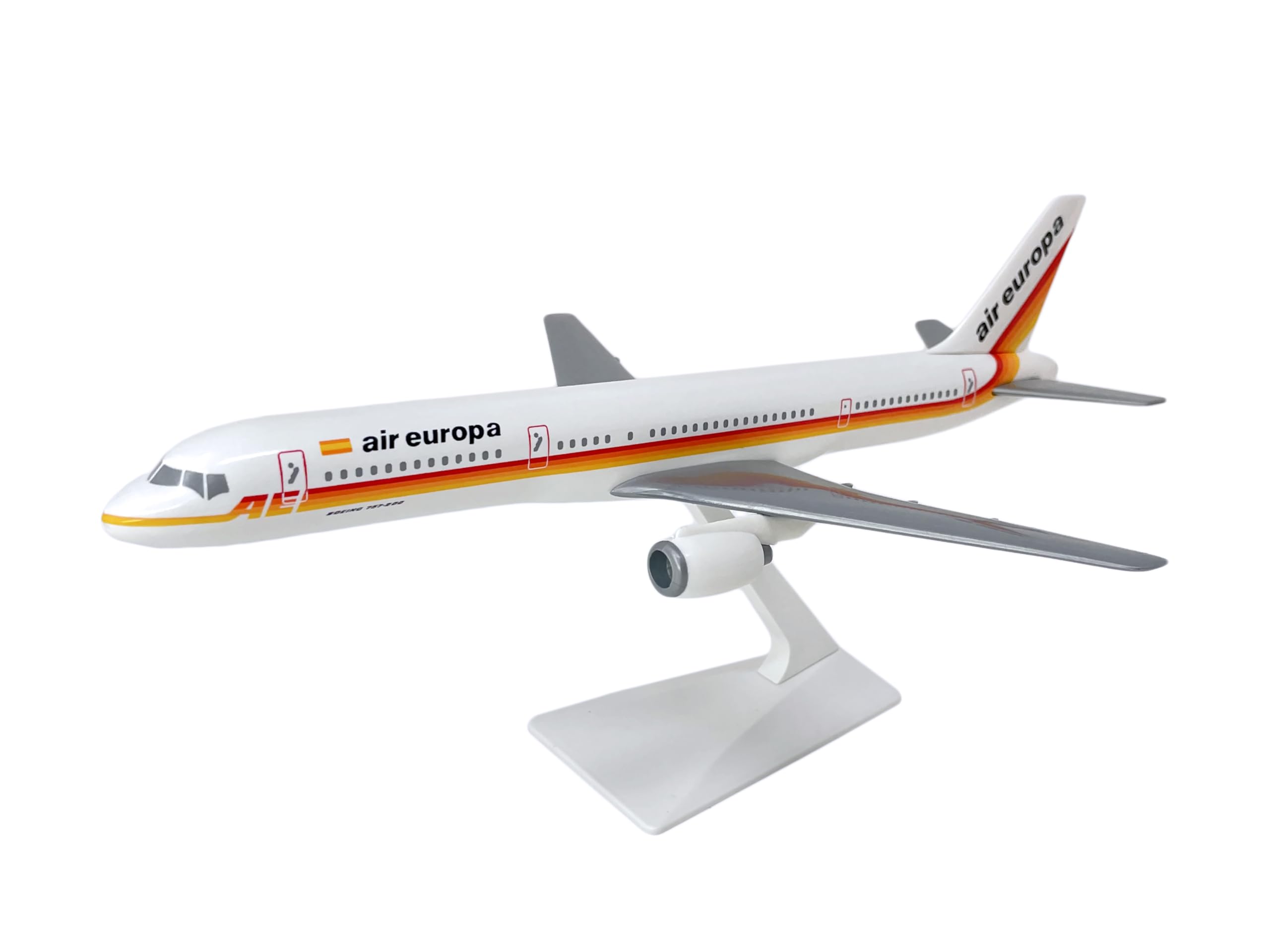 Amazon.com: Flight Miniatures Air Europa 757-200 1:200 Scale
