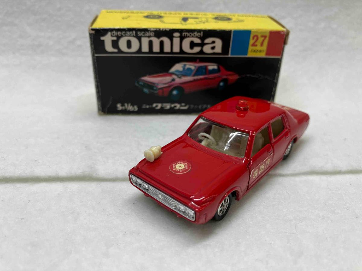 トミカNO.27 トヨタクラウンファイアチーフカー 裏板はめこみ式 日本製 トミカNO.27 トヨタクラウンファイアチーフカー 裏板はめこみ式