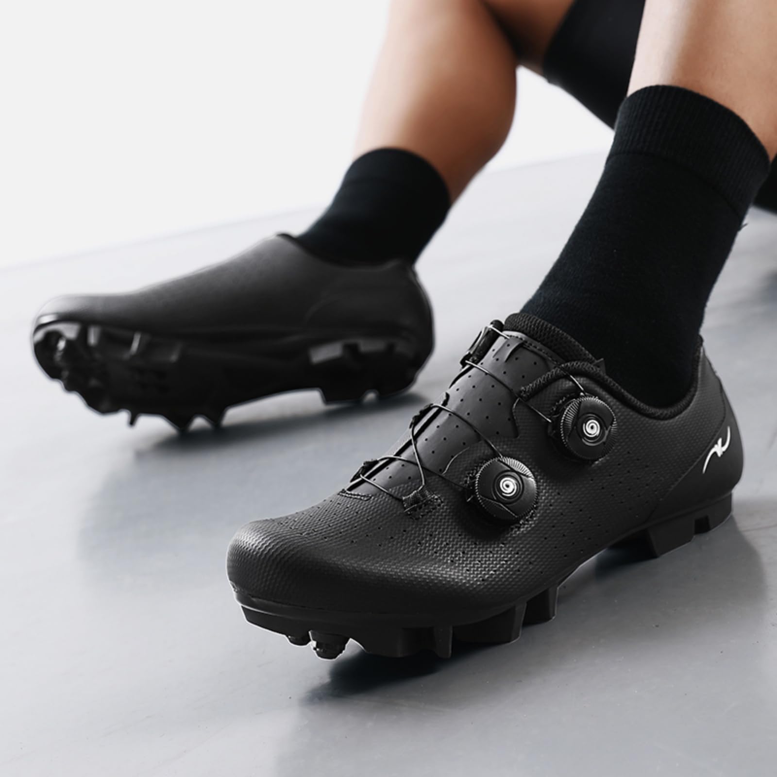 JiuQing Buty do jazdy na rowerze górskim męskie i damskie kompatybilne z blokami SPD lekkie buty do jazdy na rowerze górskim i outdoorowym
