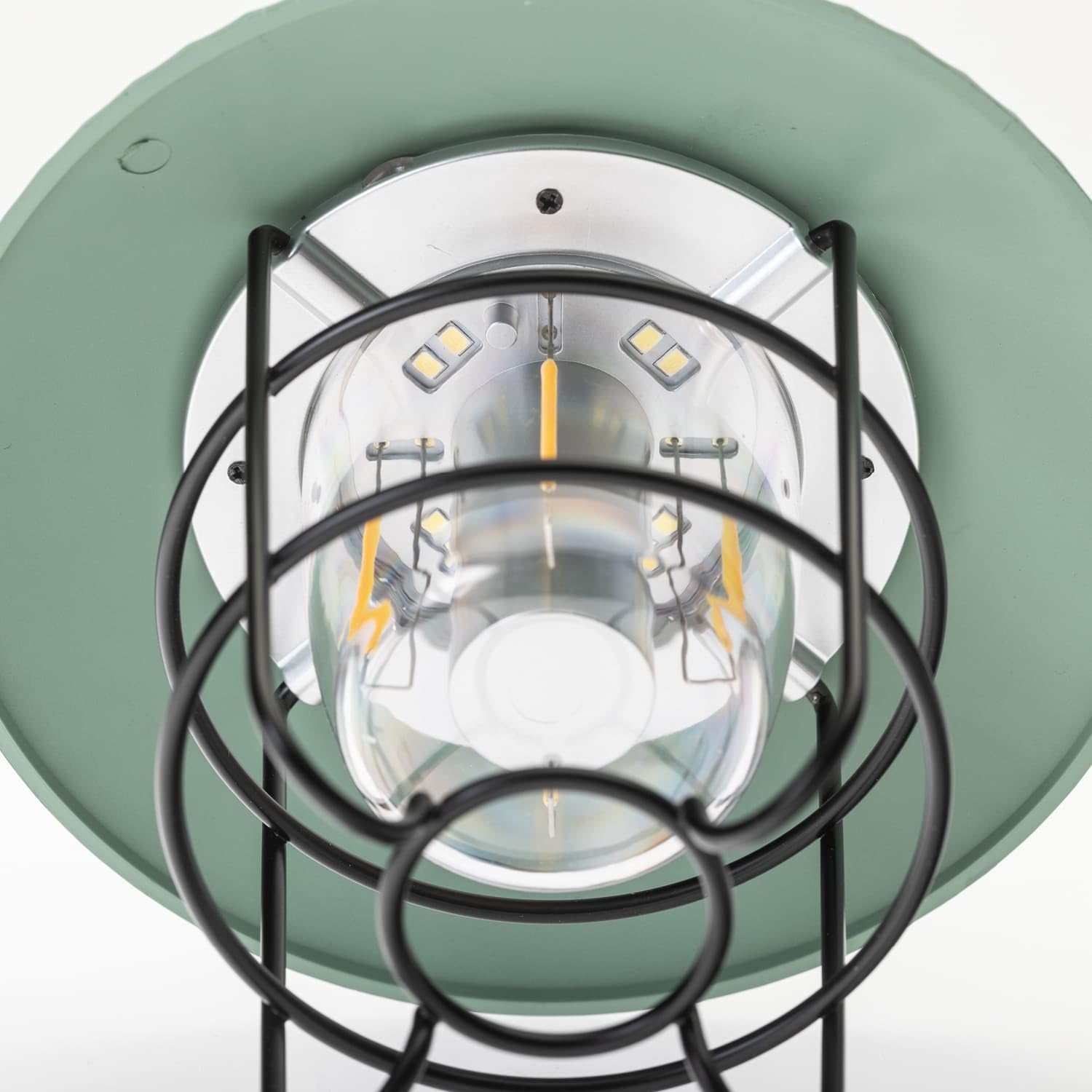 Skandika Soroya Lampada da campeggio a LED in stile retrò | Colore della luce regolabile, dimmerabile, batteria da 2000 mAh, 500 lumen | Ideale per il campeggio, il giardino(verde)