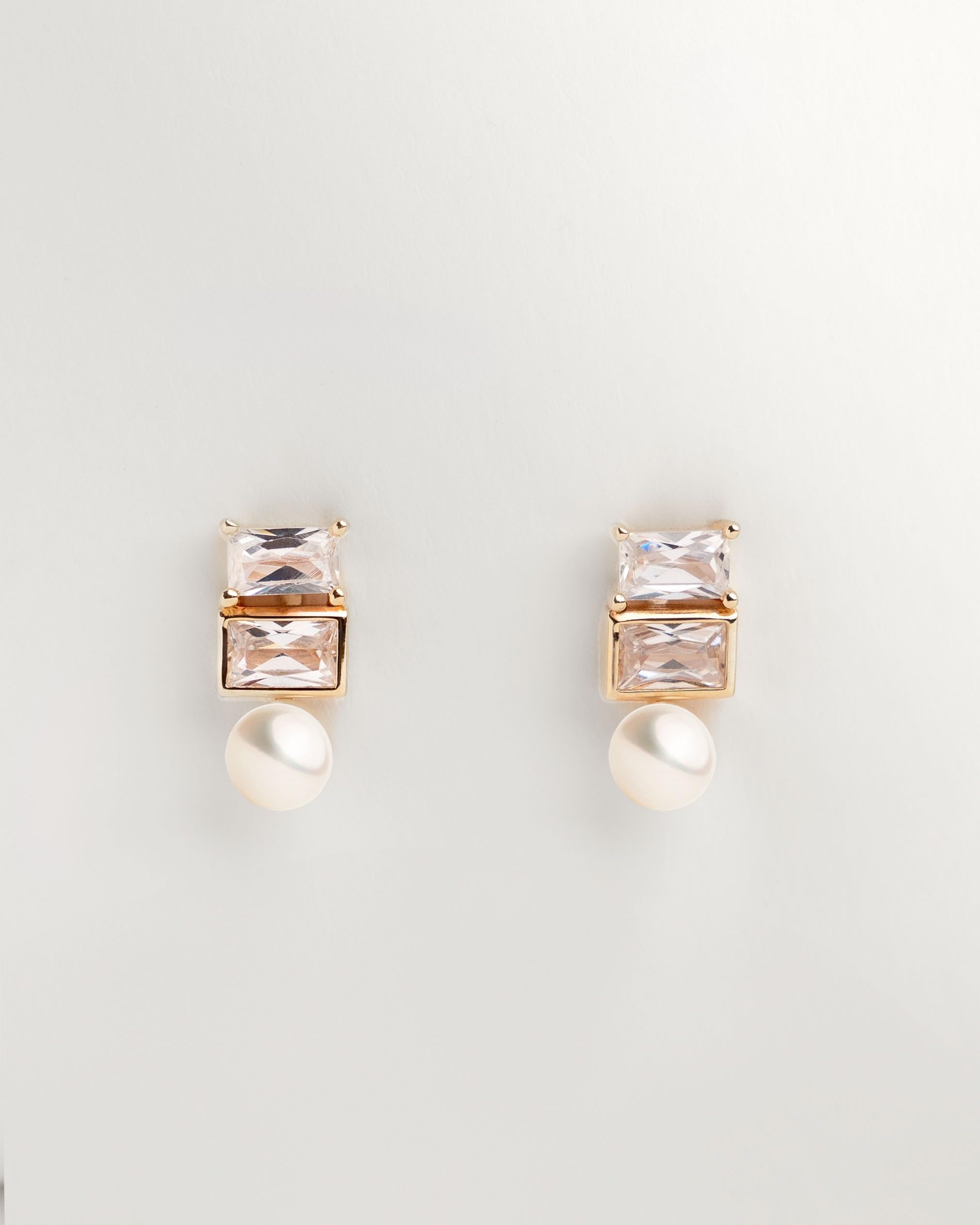 Orecchini da Donna di Perle Coltivate d'Acqua Dolce Bianche Collezione Youniq SECRET & YOU - Orecchini in Argento Sterling 925 - Placcati in oro 18K o in Rodio.