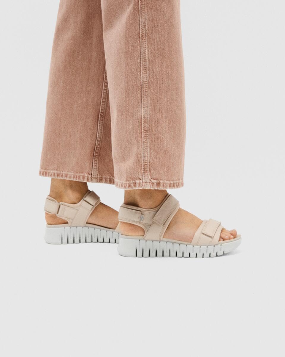 ECCO Women's Gruuv Sol