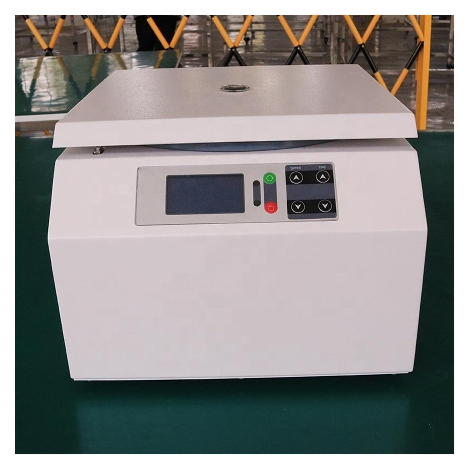 Machine De Centrifugeuse De Laboratoire De Centrifugeuse À Basse Vitesse De Dessus De Tableau Largement Applicable