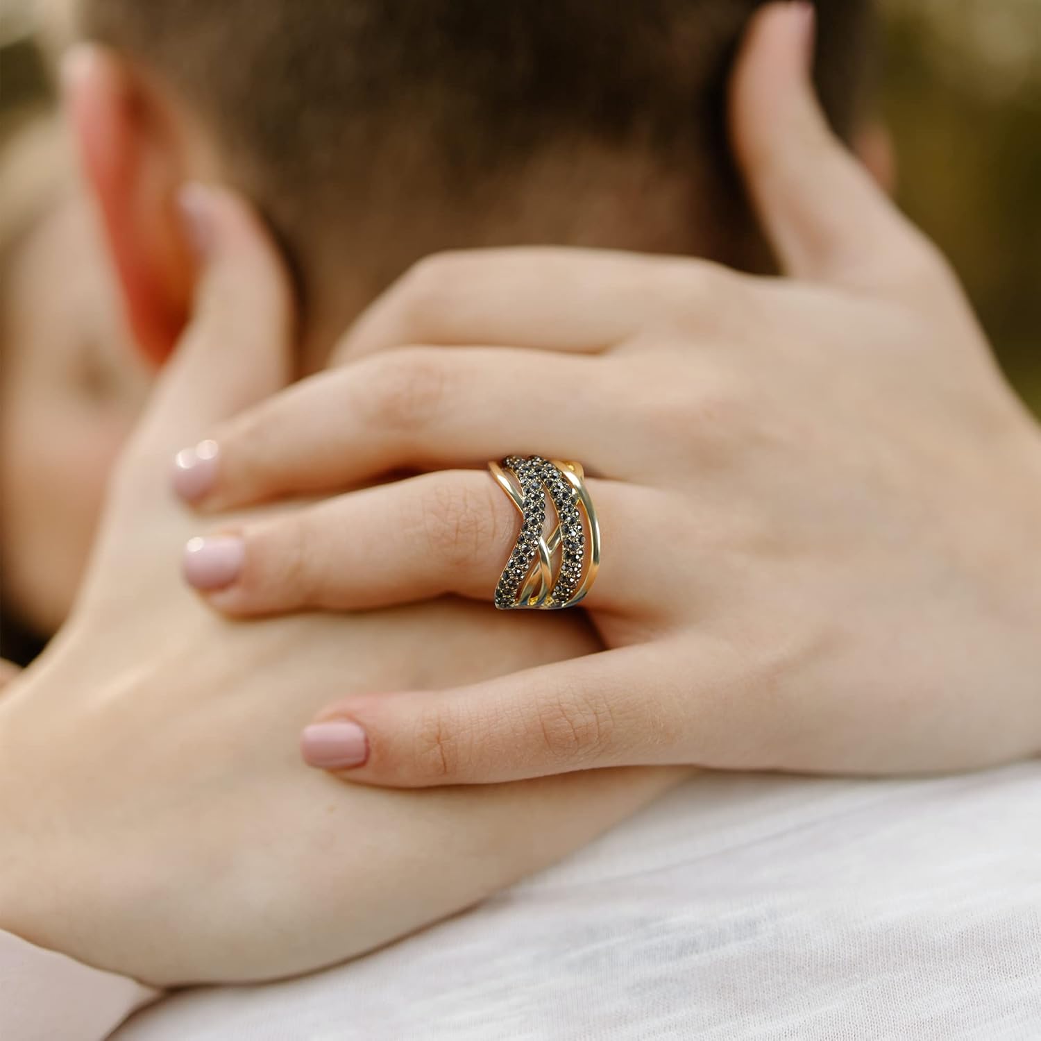 Mytys Statement Ring Art Deco Vintage Black Crystal Rhinestone Ring, Gothic Chunky Wide Band Cocktail Ring Silver Plated Women Fashion Jewelry - Image 2