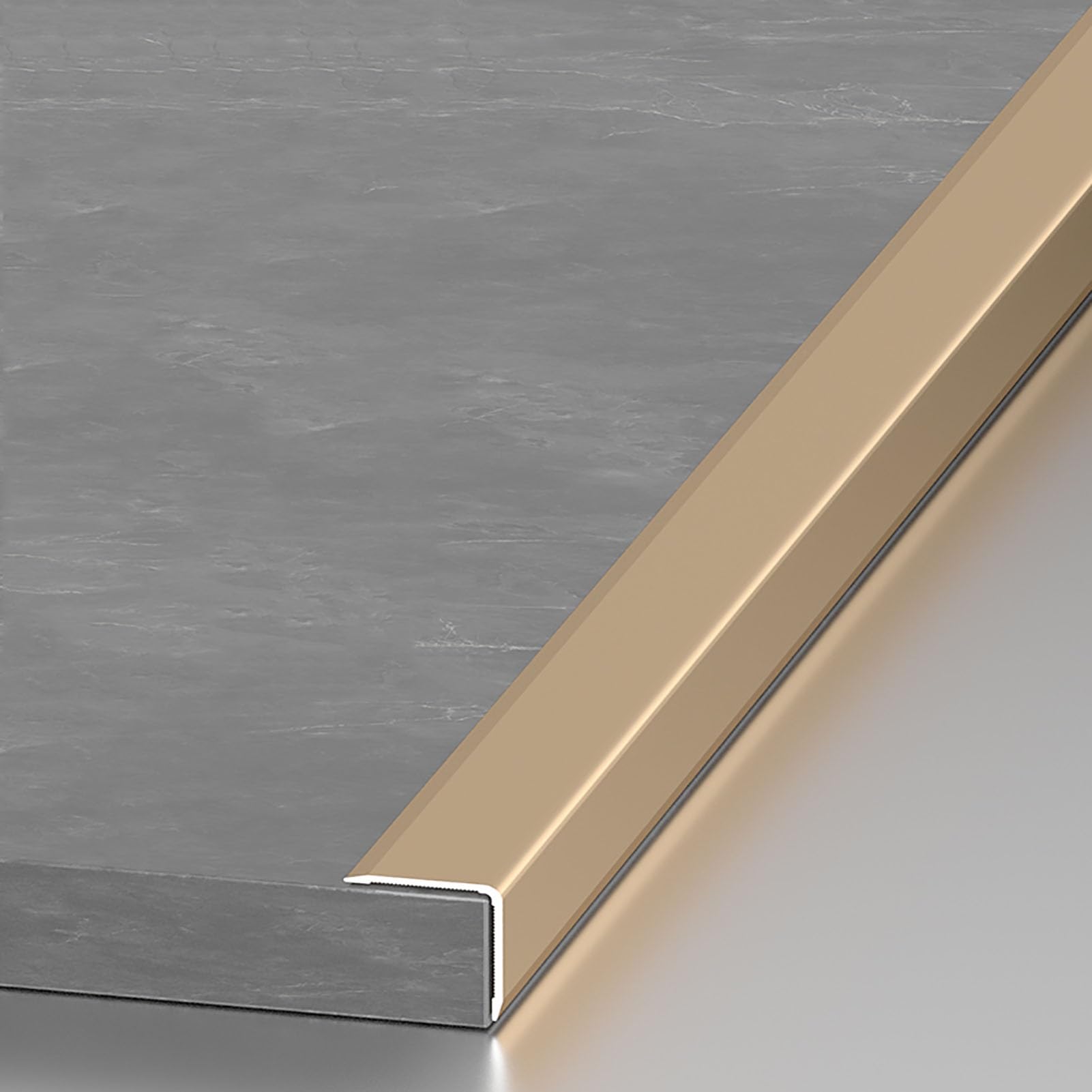 Marchepied et porte protégés avec ce lot de 3 protections d'angle pour murs de maison