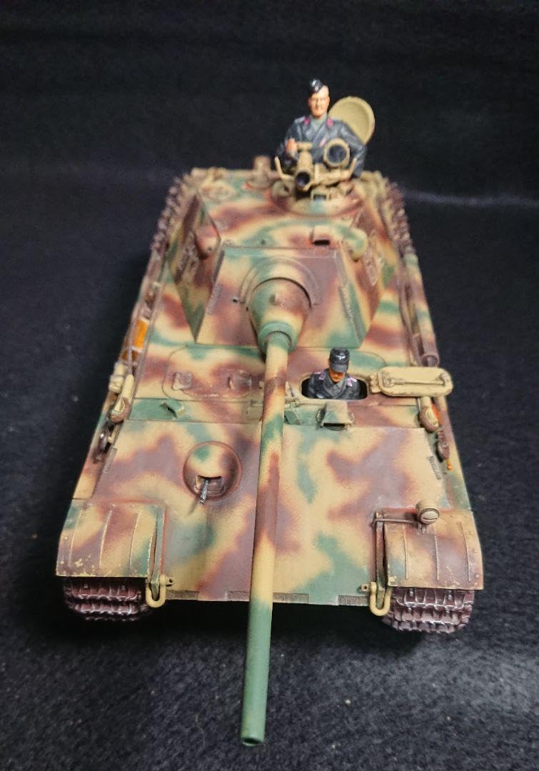 1/35 Panther F 完成品 Amazon.co.jp: 1 35 パンターF型 戦車 完成品 : おもちゃ