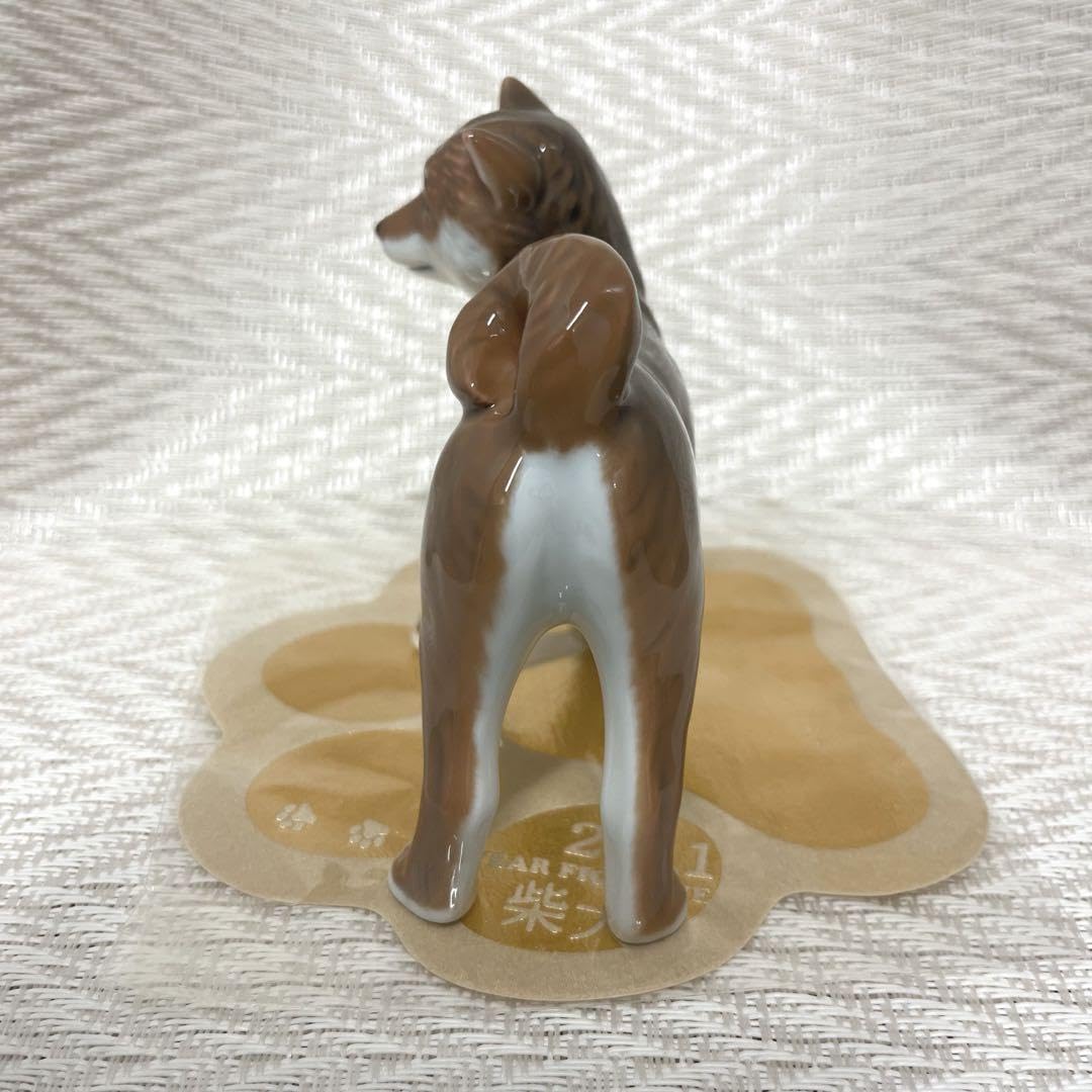 Amazon.co.jp: ロイヤルコペンハーゲン 2011年柴犬（敷物付）Royal 