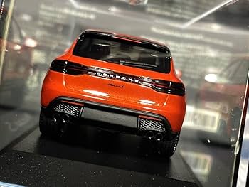 Amazon | MINICHAMPS 特注 1:43 PORSCHE Macan S Turismo Ⅲ