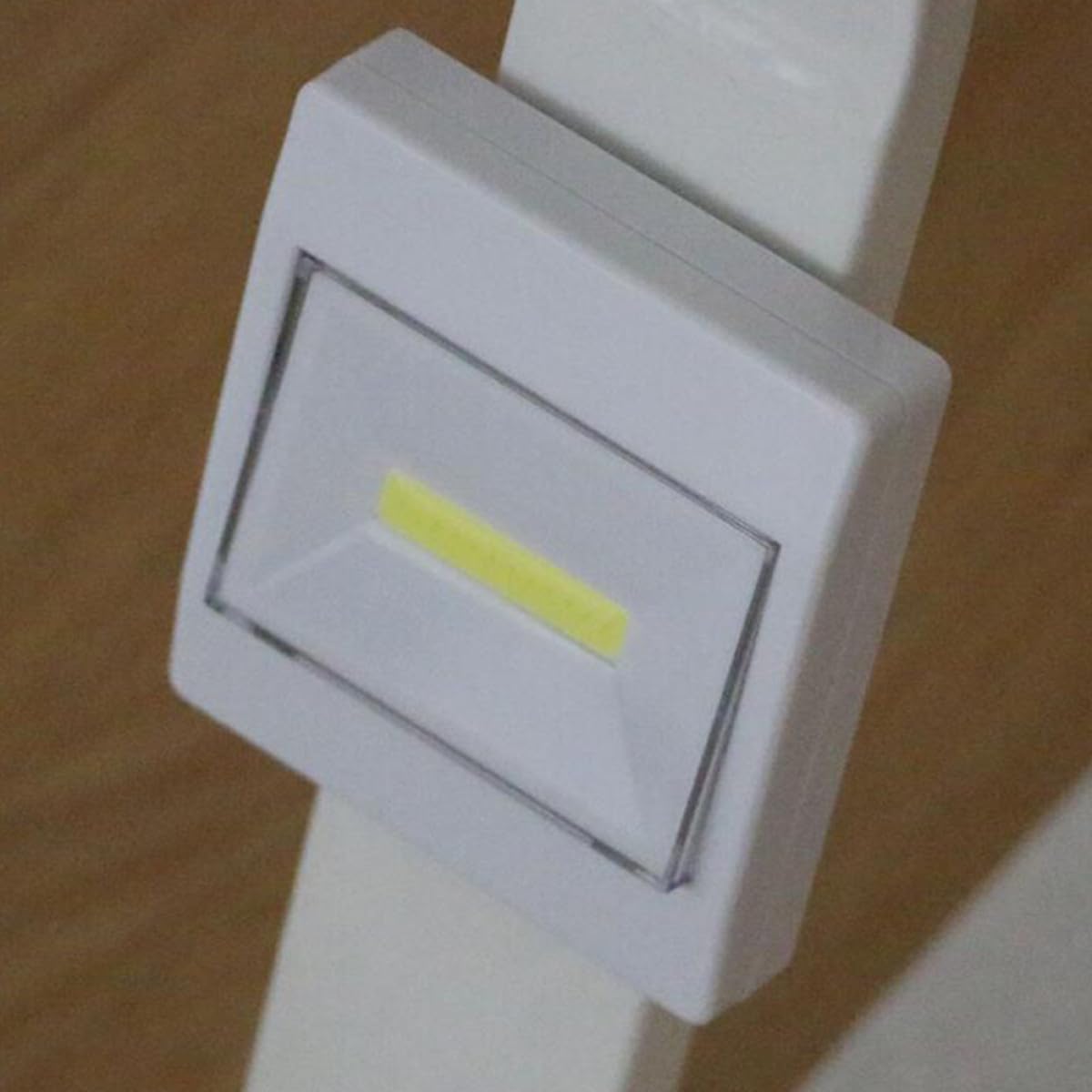 Alipis Set 4 Pezzi LED per Mobili Bianco Interruttore Cob, Luce Chiara e Cura Visiva, Lampada da Fissare in Plastica per Cameretta e Corridoio
