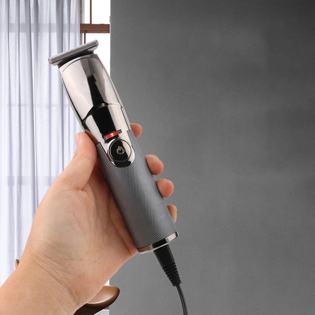 Tagliacapelli Elettrico Ricaricabile 5v 1a in Acciaio Inox Argento