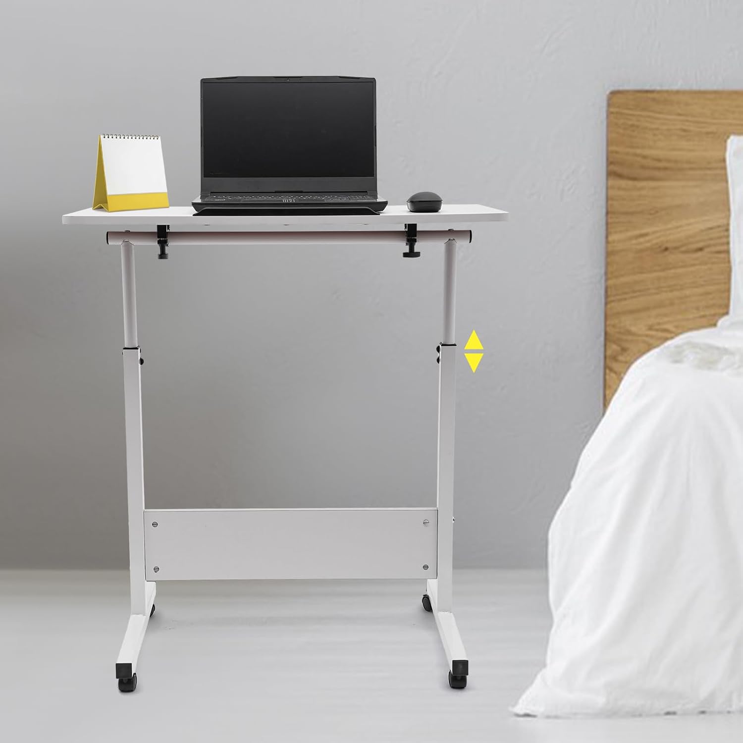 Portable Laptop Desk, Adjustable Height Standing Desk, Rolling Computer Stand with Adjustable Height, 31 * 16 in Portable Laptop Desk with 180° Tilting Desktop, for Office, Lounge, Study, Bedroom