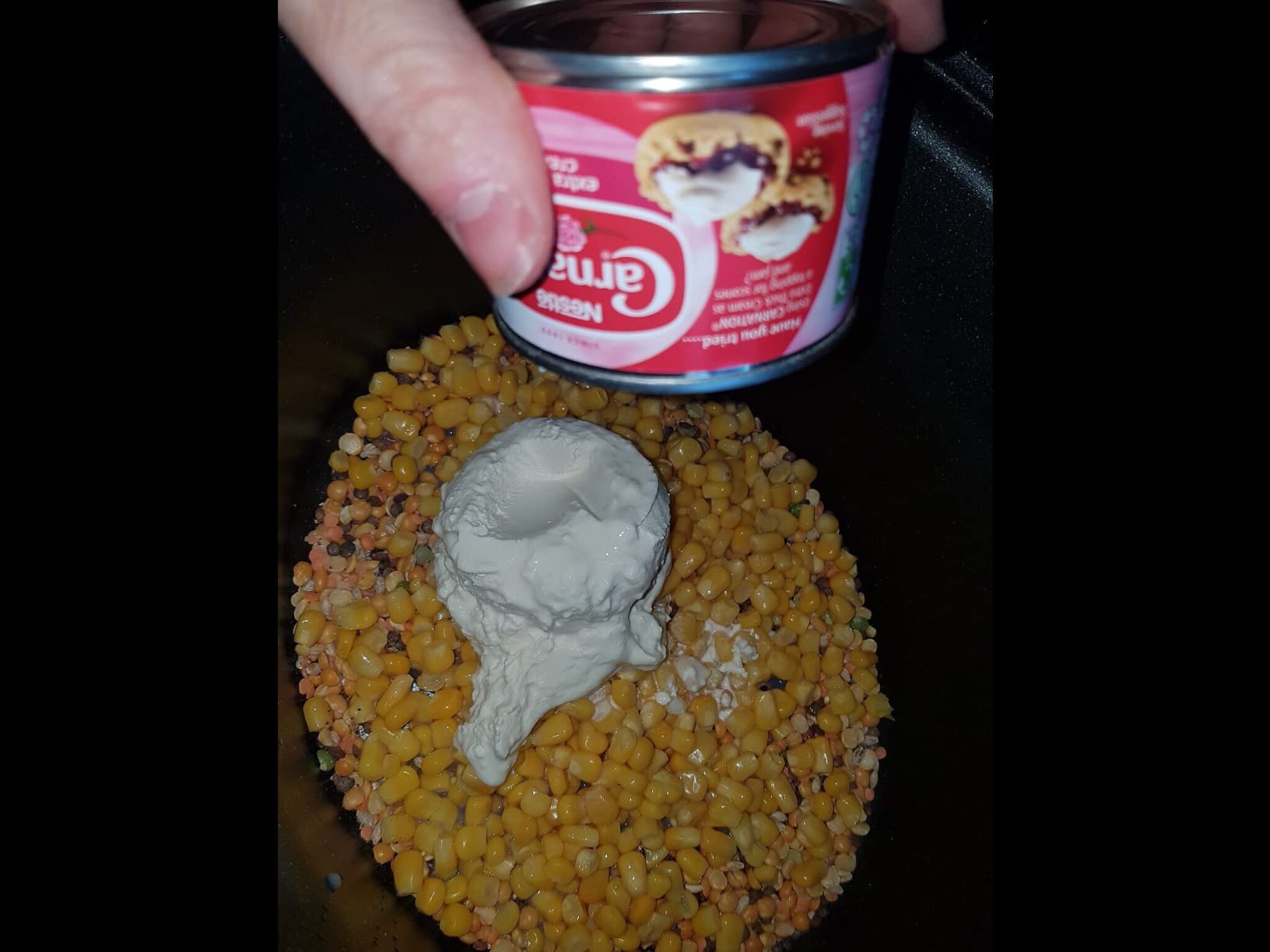 Nestle Carnation Topping Extra Thick Cream, 170g Amazon.co.uk Grocery